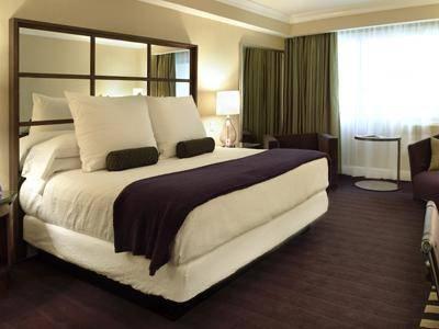 Caesars Palace Las Vegas Ideally located in the prime touristic area of The Strip, Caesars Palace Hotel promises a relaxing and wonderful visit. The property features a wide range of facilities to make your stay a pleasant ex