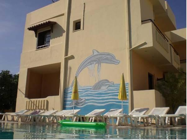 Villa Diasselo Ideally located in the prime touristic area of Malia, Villa Diasselo promises a relaxing and wonderful visit. The hotel offers a wide range of amenities and perks to ensure you have a great time. Free