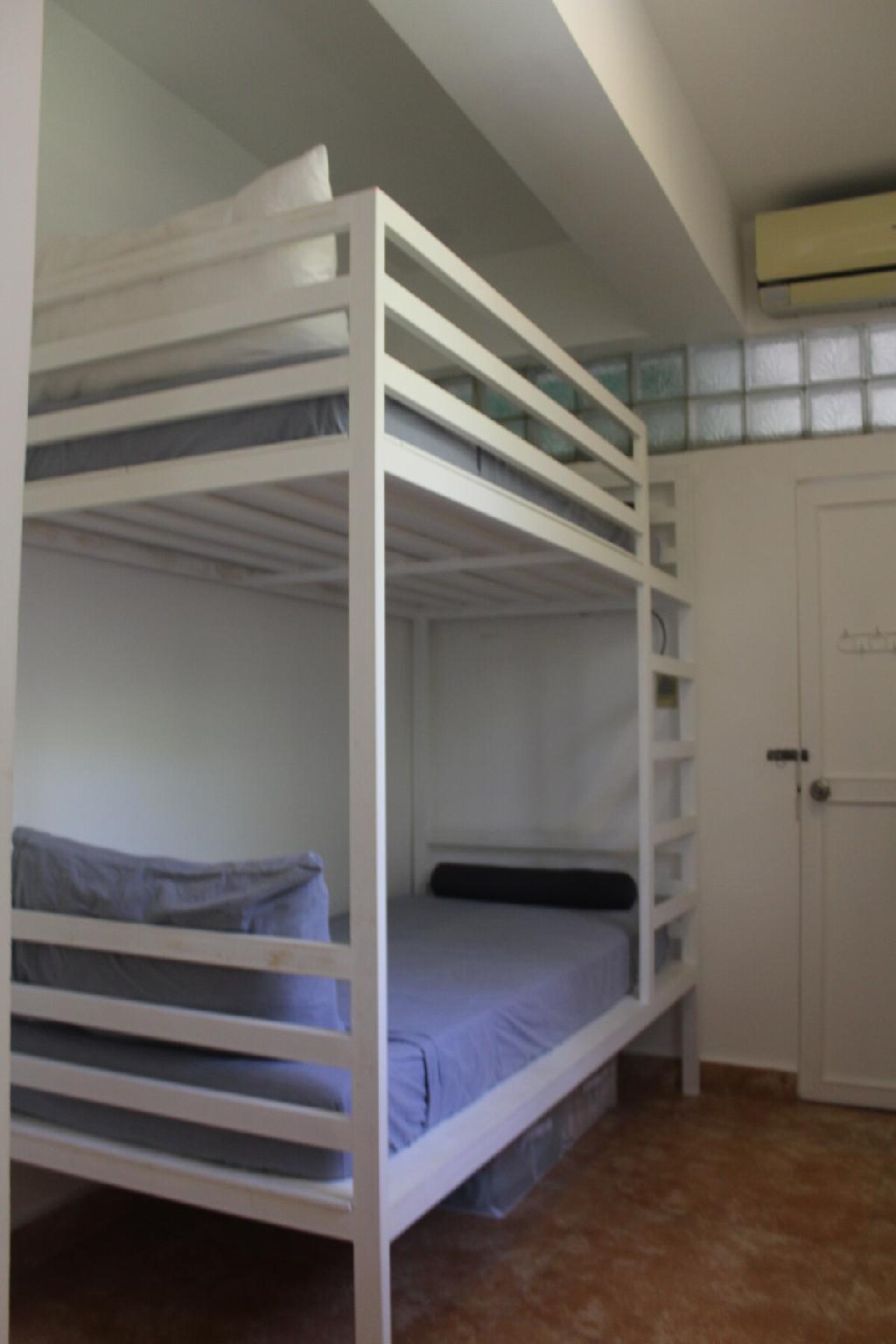 Slide image 2 for Cozy Casa 2 Bedroom Apt. A Few Steps to the Beach
