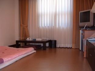 This photo about Samcheonpo Seaworld Hotel shared on HyHotel.com