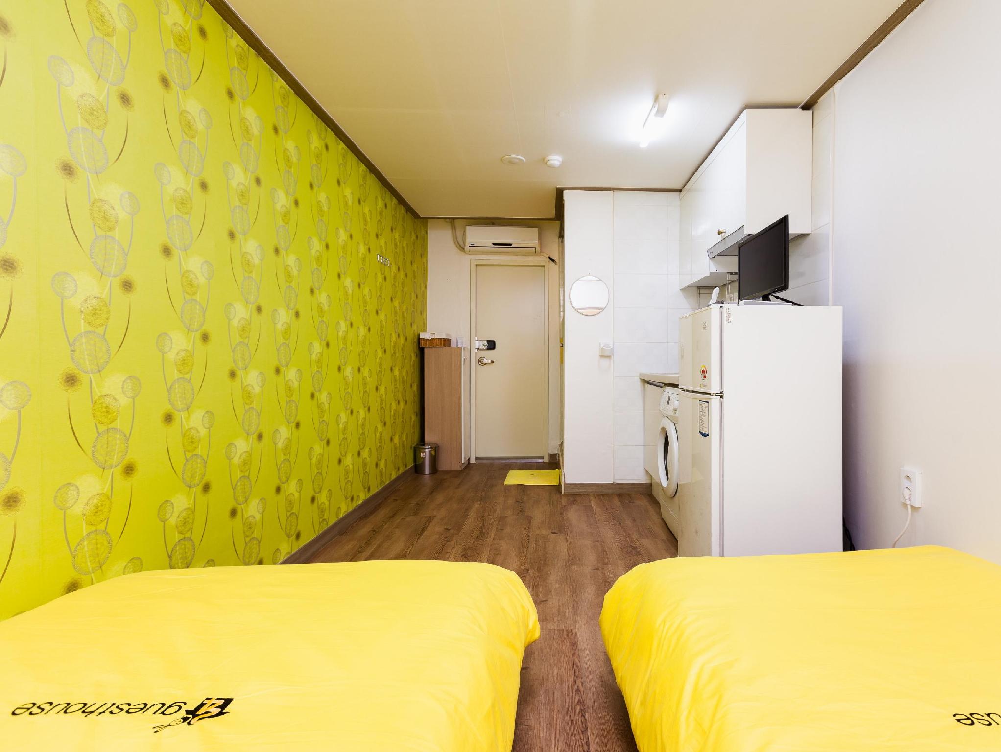 24 Guesthouse Edae Set in a prime location of Seoul, 24 Guesthouse Edae puts everything the city has to offer just outside your doorstep. The property features a wide range of facilities to make your stay a pleasant exp