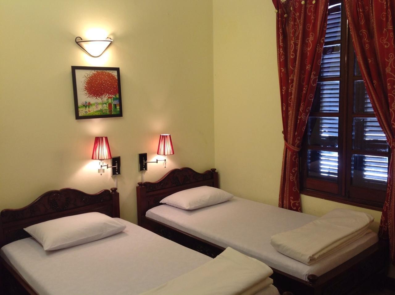 This photo about Phong Lan Hotel shared on HyHotel.com