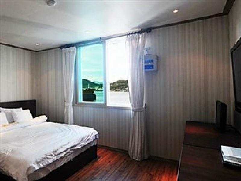 Slide image 1 for Labelle Hotel Tongyeong