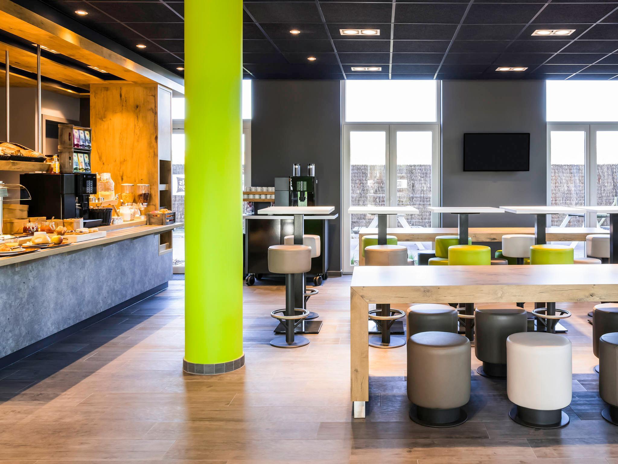 Ibis budget Knokke Ideally located in the Westkapelle area, Ibis budget Knokke promises a relaxing and wonderful visit. The property offers a wide range of amenities and perks to ensure you have a great time. Service-mi