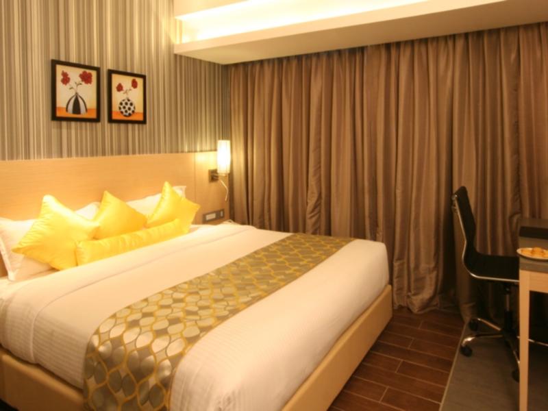 Hotel Landmark Residency Stop at Hotel Landmark Residency to discover the wonders of Mumbai. Both business travelers and tourists can enjoy the hotels facilities and services. 24-hour room service, free Wi-Fi in all rooms, 2