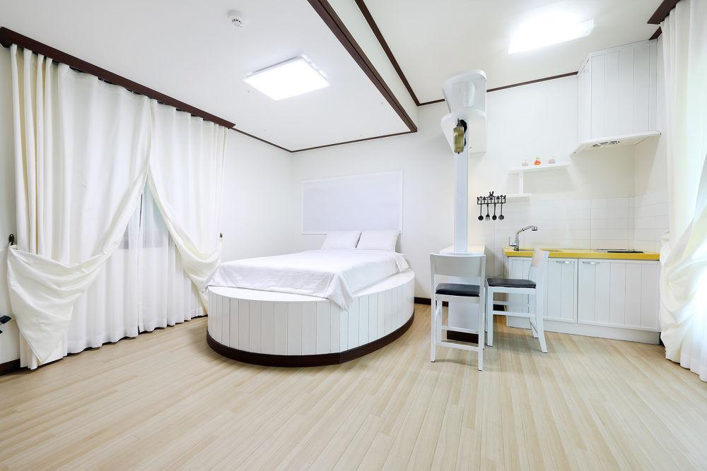 This photo about Gangneung Gold Pine 402 shared on HyHotel.com