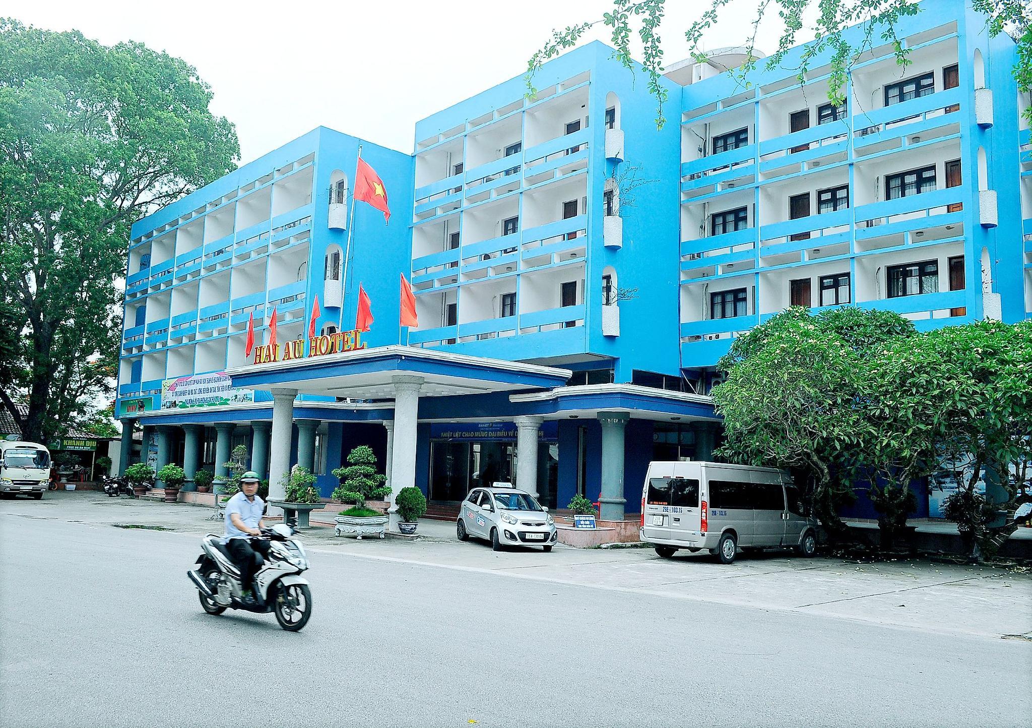 Hai Au Hotel Located in Do Son Beach, Hai Au Hotel is a perfect starting point from which to explore Haiphong. The property features a wide range of facilities to make your stay a pleasant experience. Take advanta