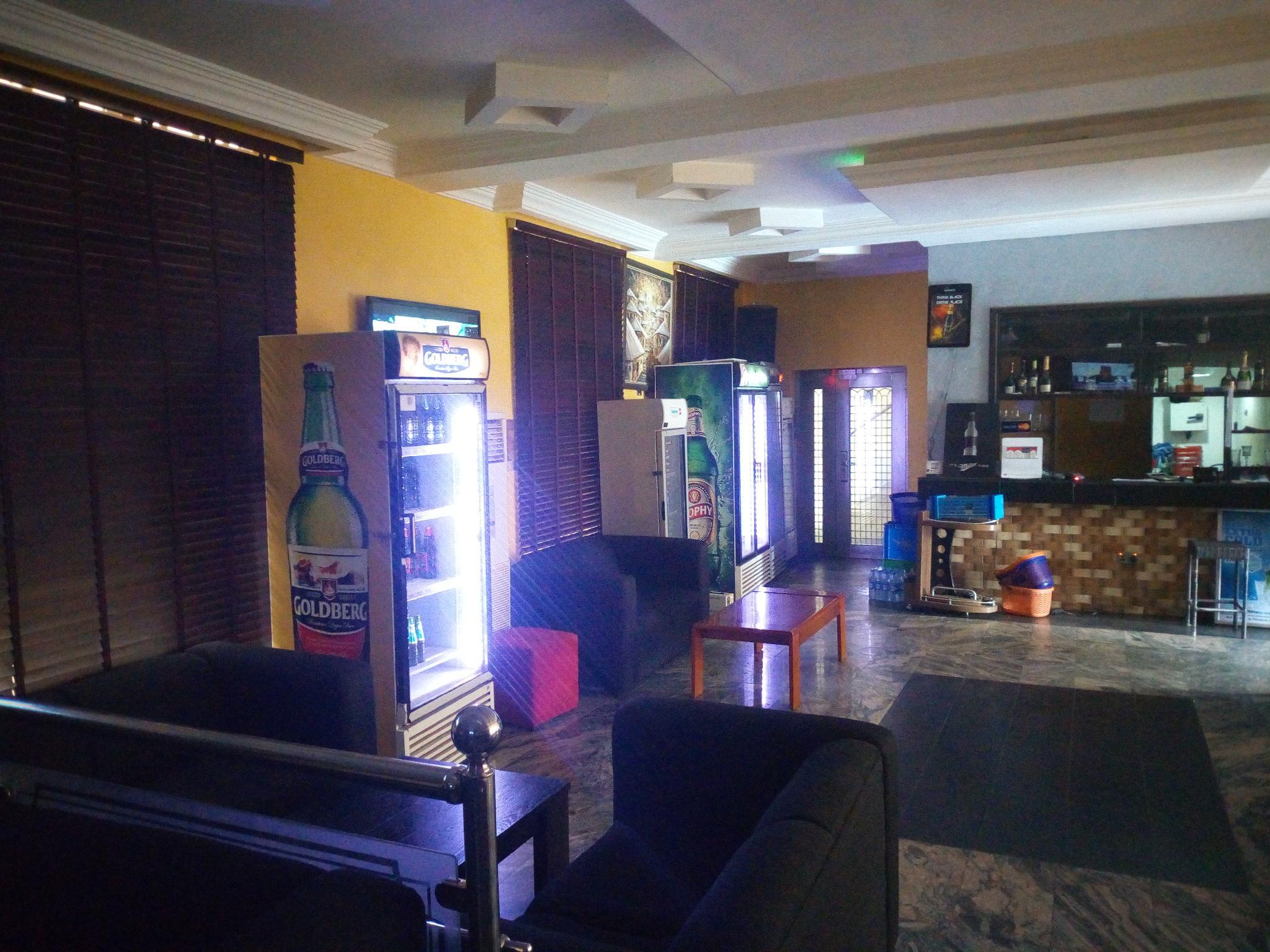 Bayse One Place, Jericho Stop at Bayse One Place, Jericho to discover the wonders of Adegbite. The property offers a wide range of amenities and perks to ensure you have a great time. Facilities like 24-hour security, daily h