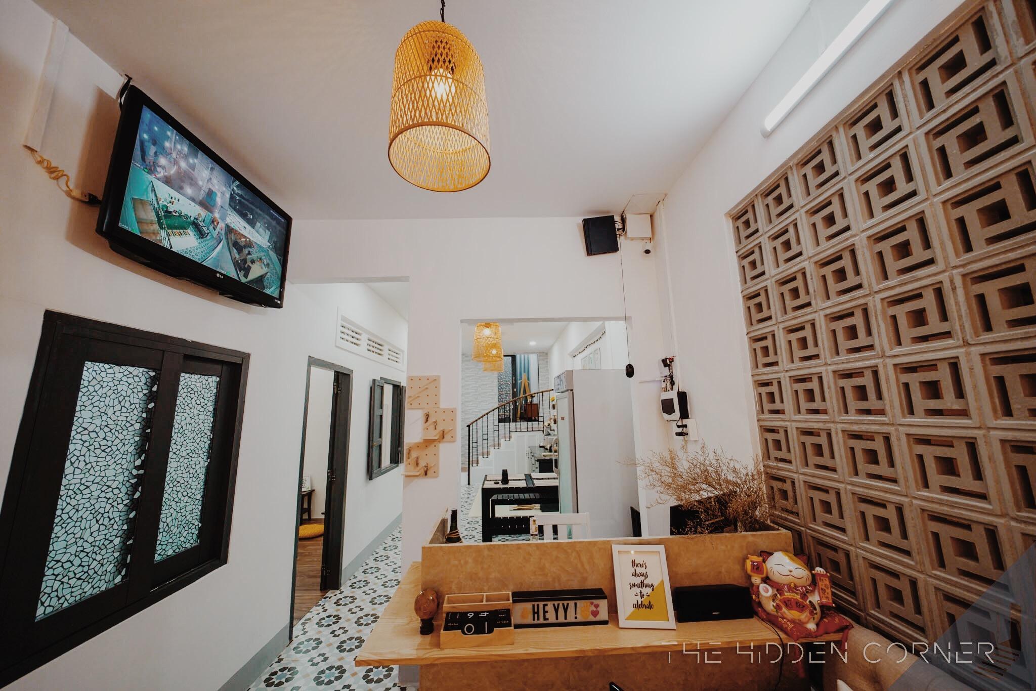 The Hidden Corner  The Hidden Corner is a popular choice amongst travelers in Quy Nhon (Binh Dinh), whether exploring or just passing through. Featuring a satisfying list of amenities, guests will find their stay at the