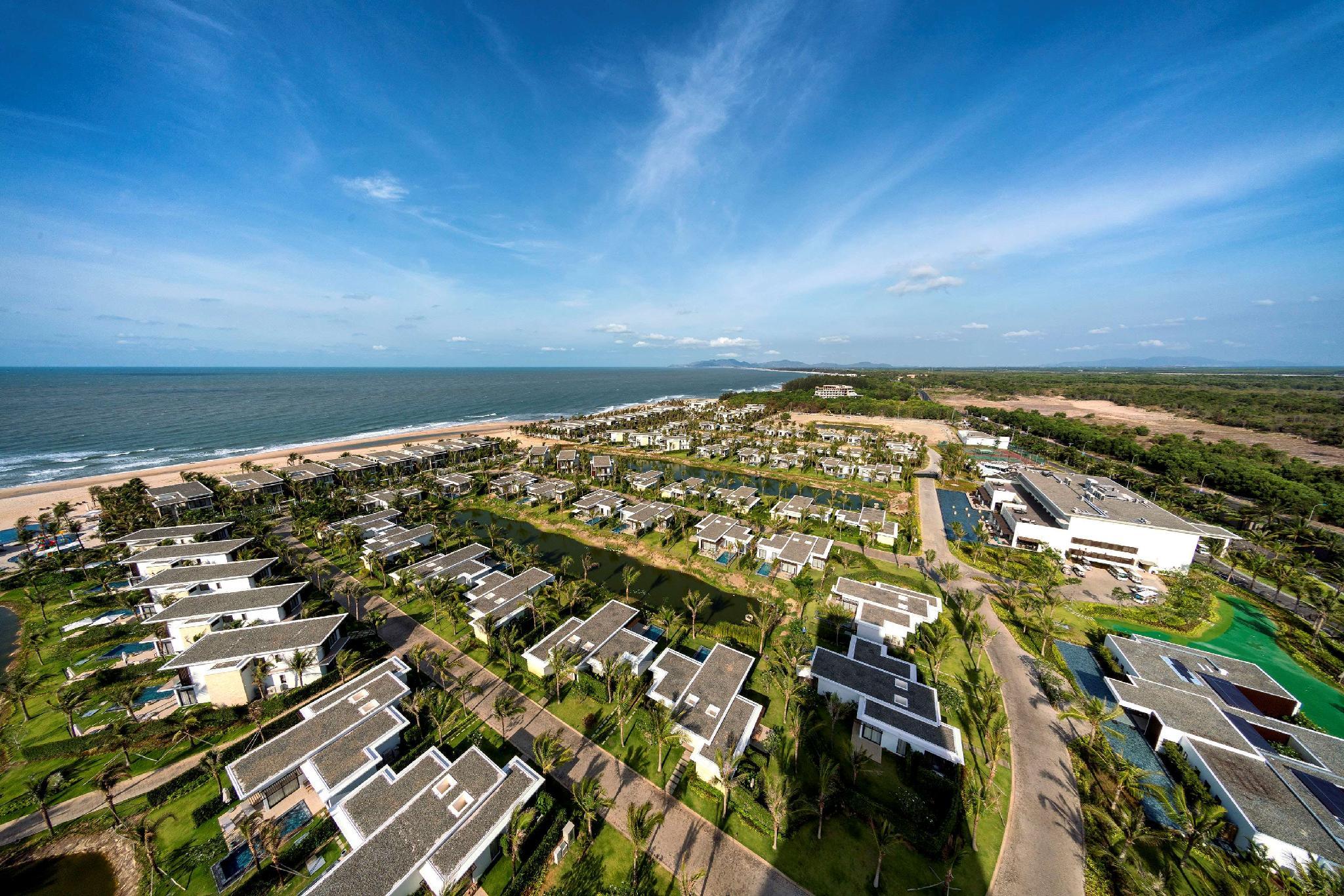 Melia Ho Tram Beach Resort Set in a prime location of Vung Tau, Melia Ho Tram puts everything the city has to offer just outside your doorstep. The property features a wide range of facilities to make your stay a pleasant exper