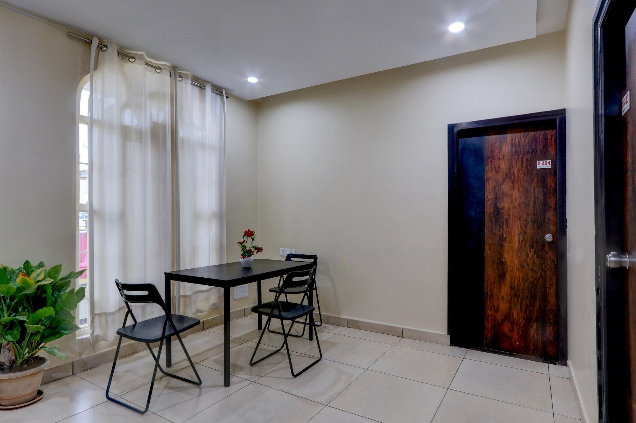 Slide image 2 for Super Hotel O Sai Manikanta Homes