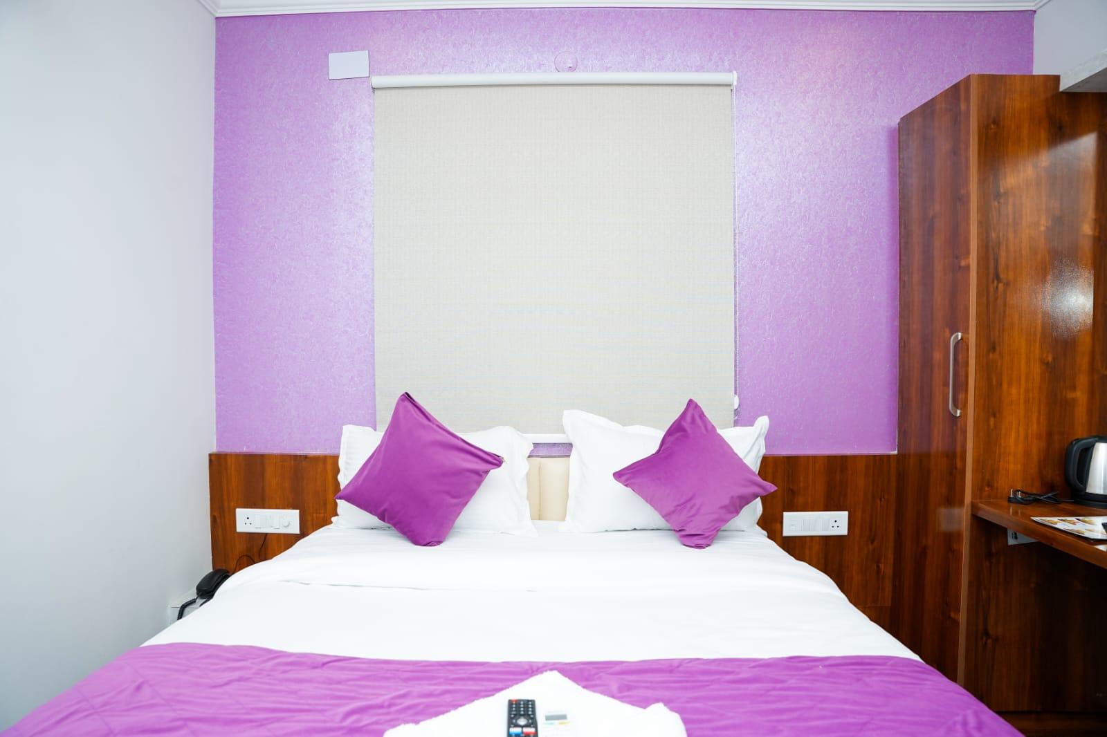 Hotel Skylights - Gallery image 3