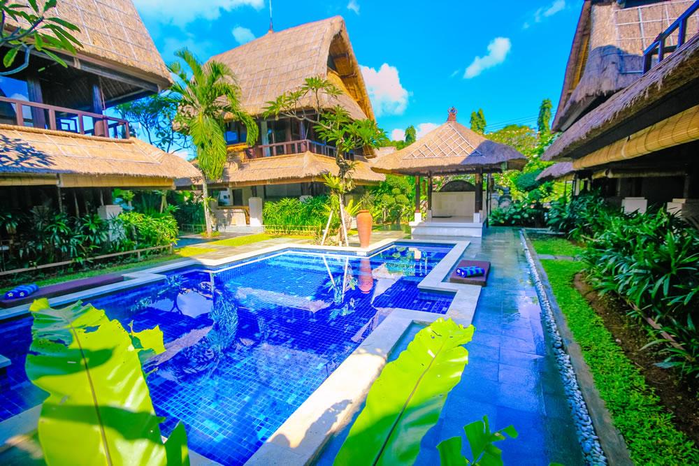 Radiant Jepun Villa Radiant Jepun Villa is conveniently located in the popular Seminyak area. The hotel offers guests a range of services and amenities designed to provide comfort and convenience. Daily housekeeping, kit