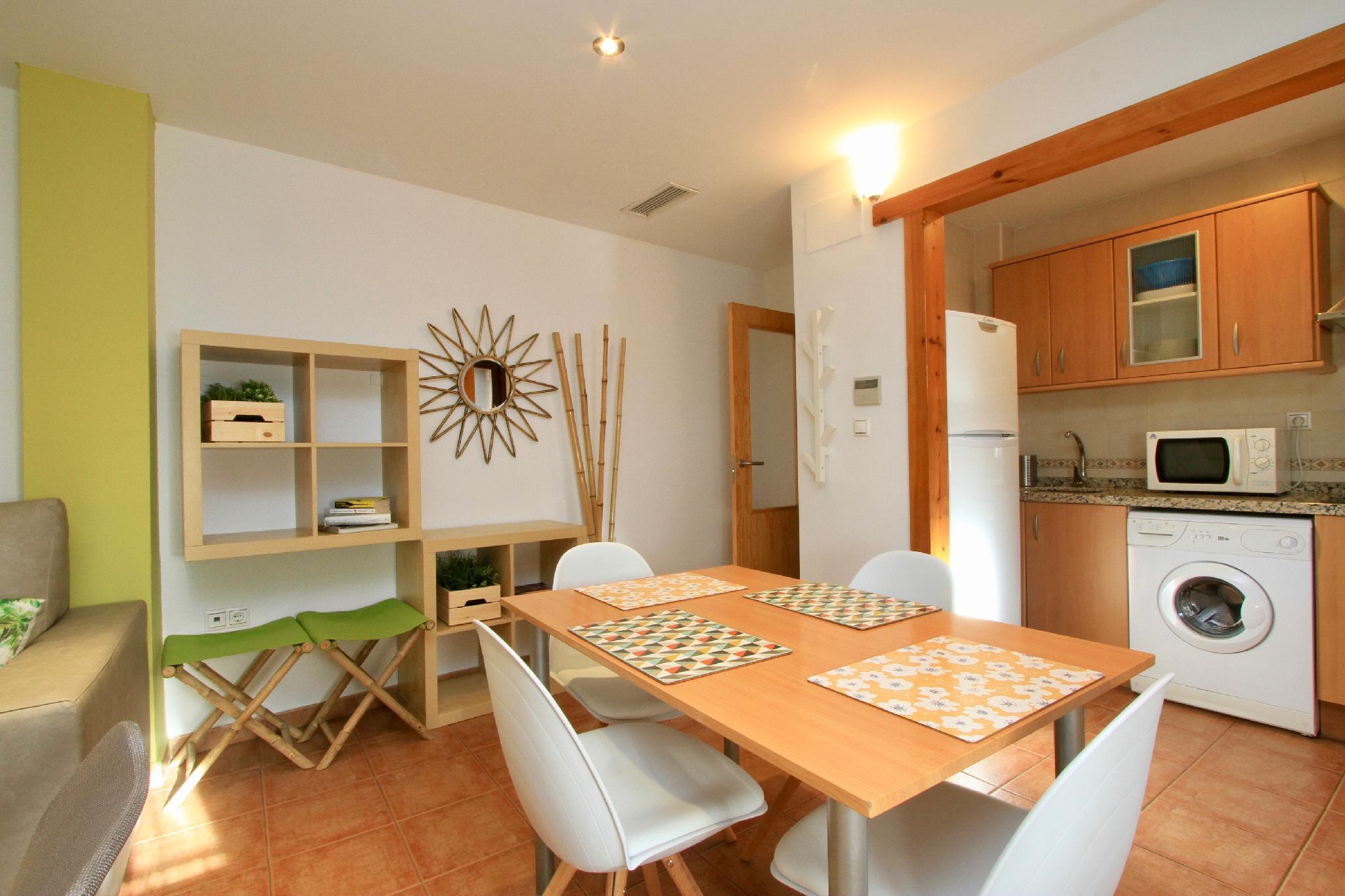 This photo about 106963 - Apartment in Granada shared on HyHotel.com