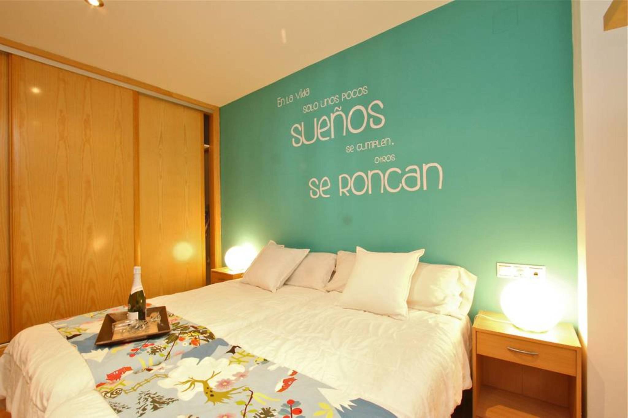 This photo about 106963 - Apartment in Granada shared on HyHotel.com