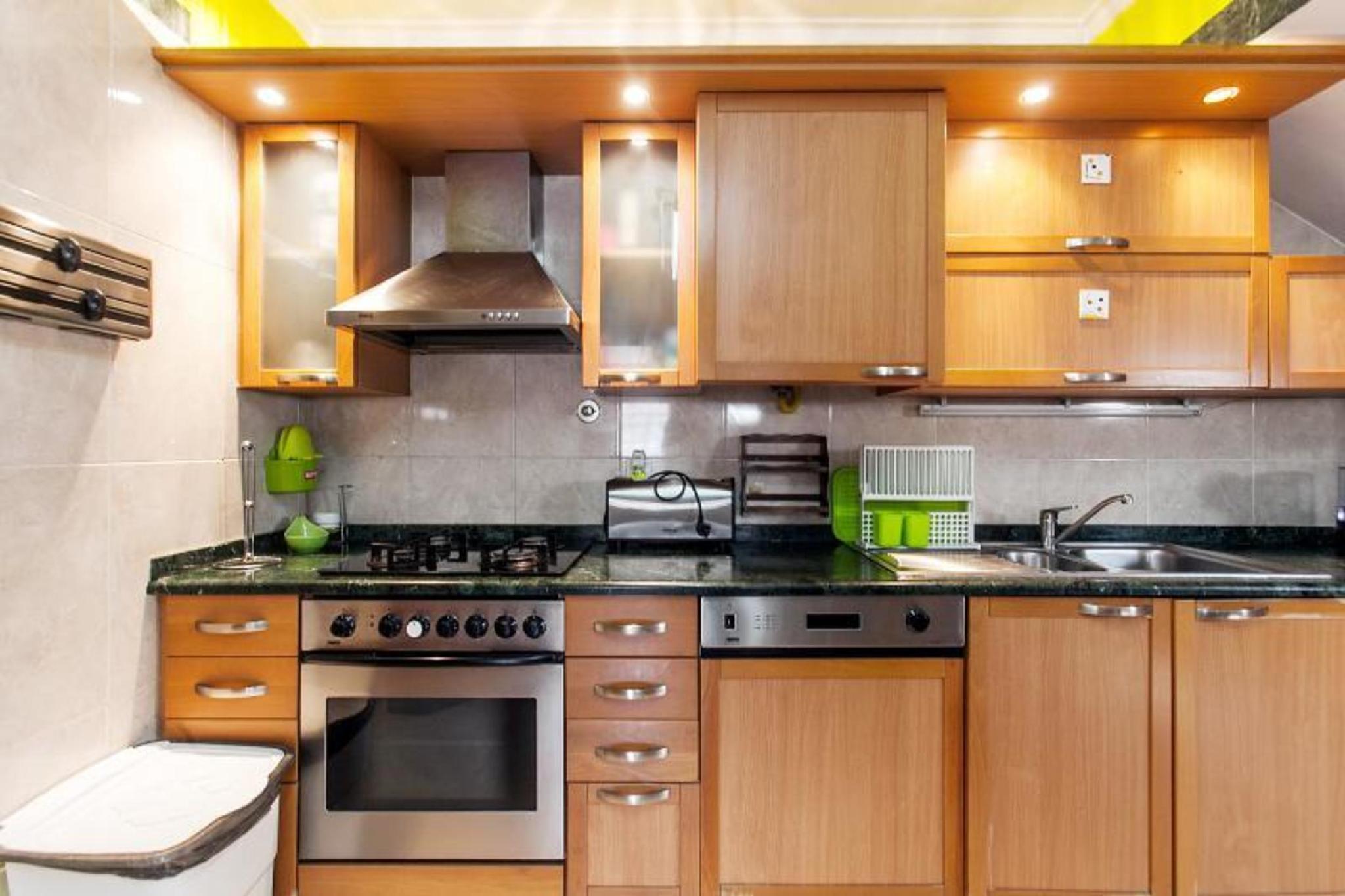 This photo about 101909 -  Apartment in Lisboa shared on HyHotel.com