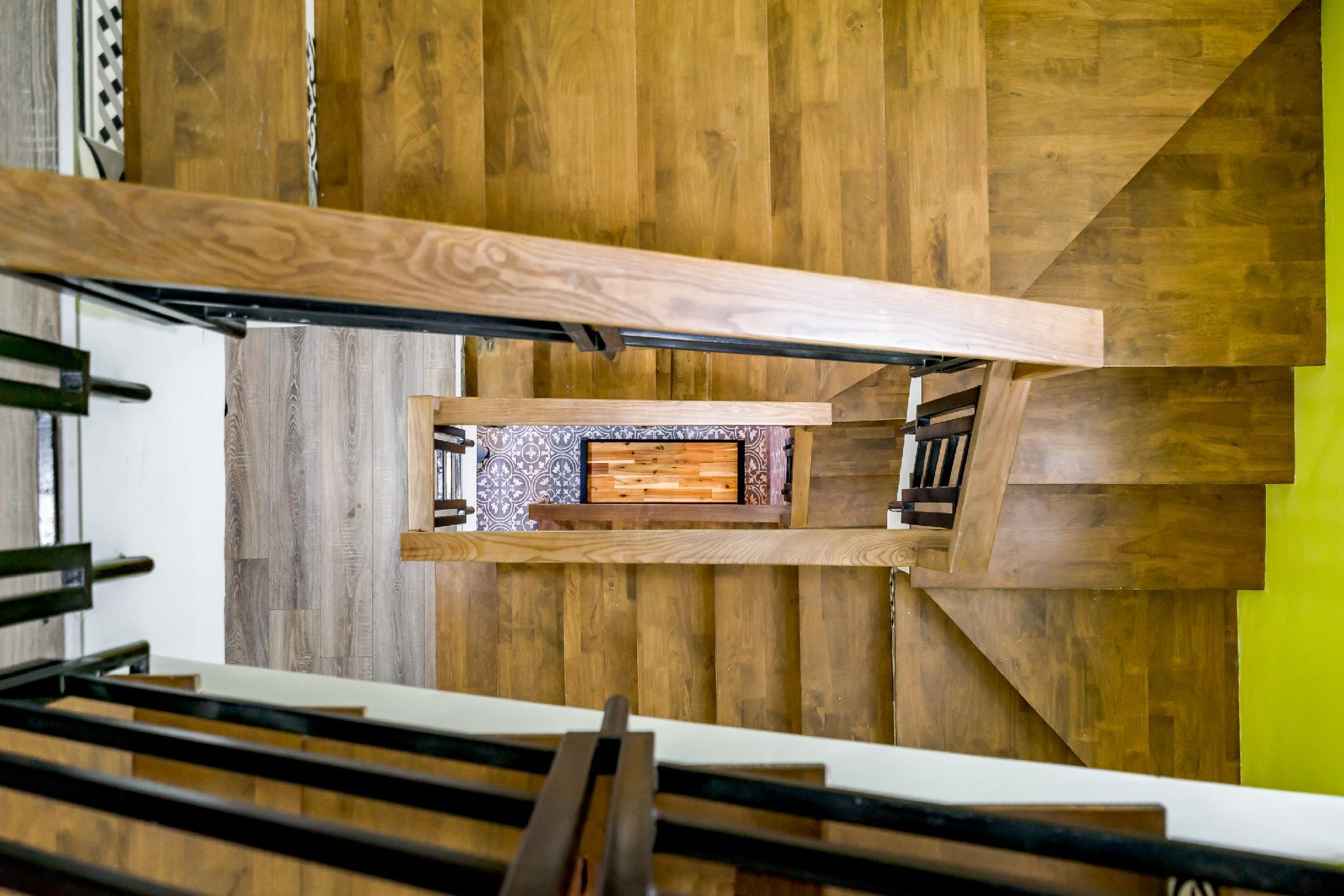 This photo about Lestar Hotel 1 shared on HyHotel.com
