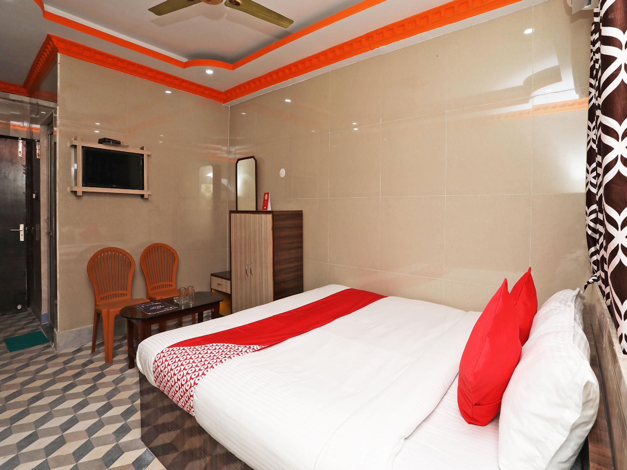 This photo about OYO 14868 Hotel Priyadarshini shared on HyHotel.com
