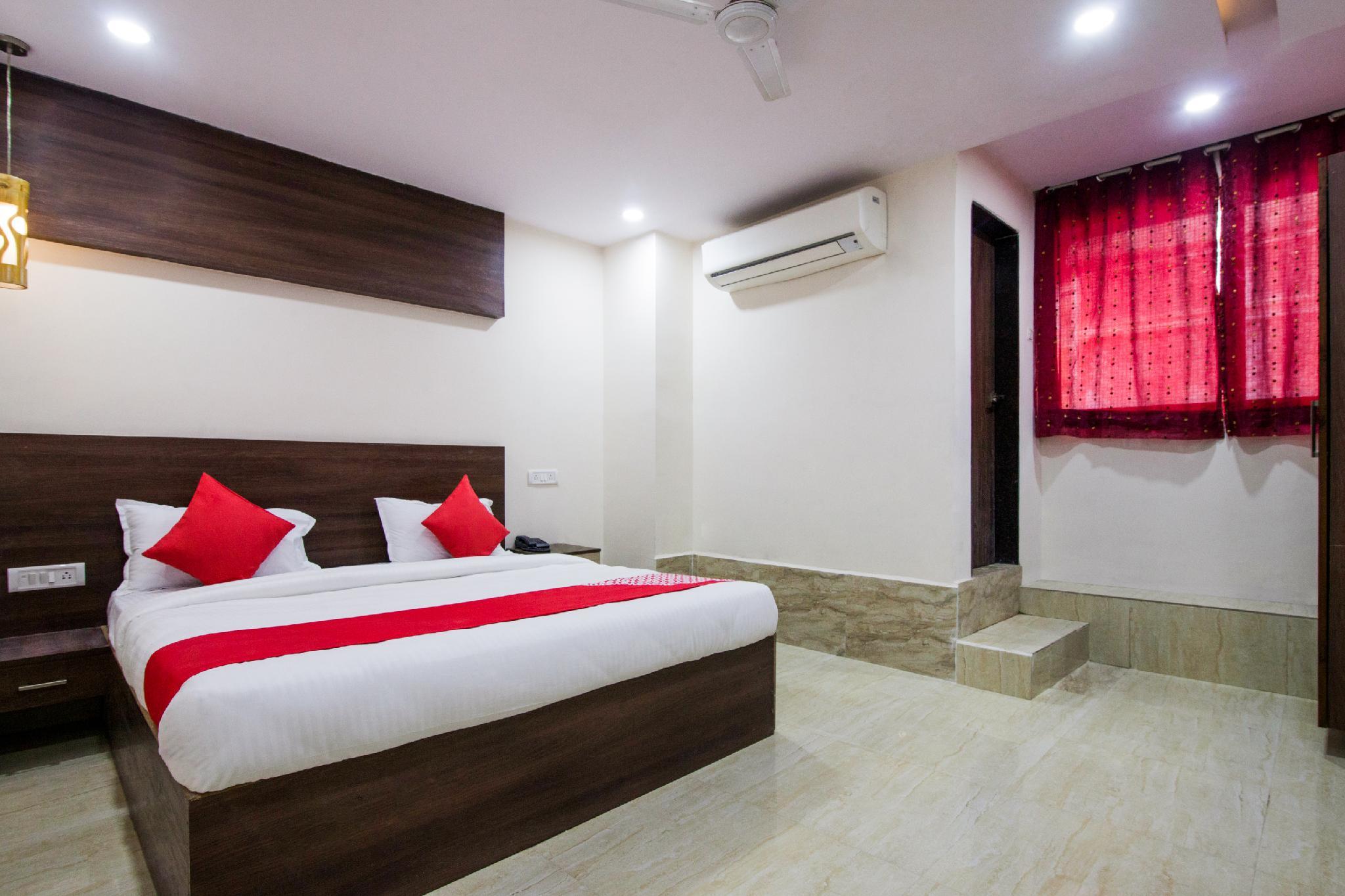 This photo about OYO 22907 Hotel Holiday shared on HyHotel.com
