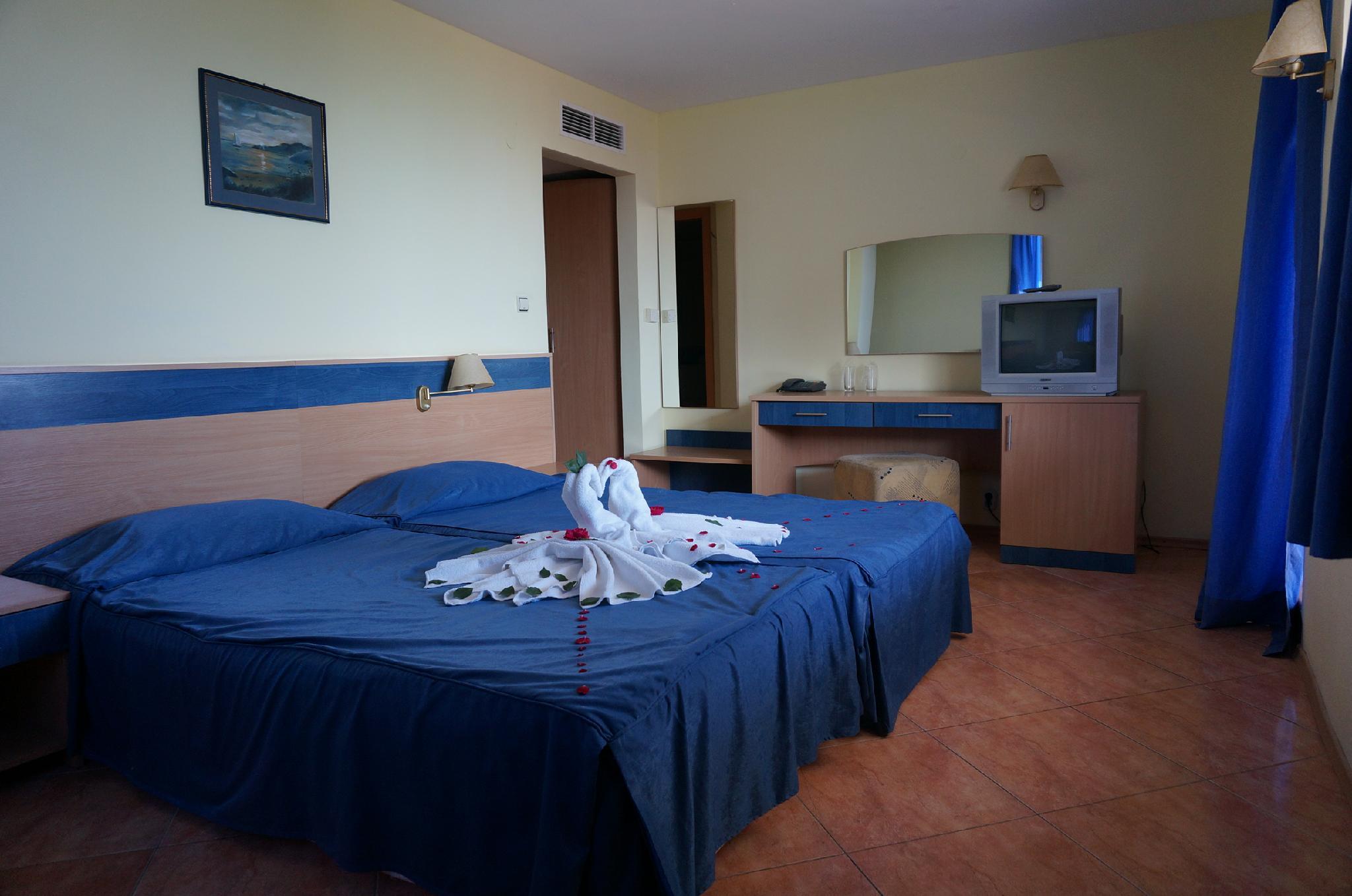 Bora Bora Hotel Set in a prime location of Nessebar, Bora Bora Hotel puts everything the city has to offer just outside your doorstep. Offering a variety of facilities and services, the property provides all you need