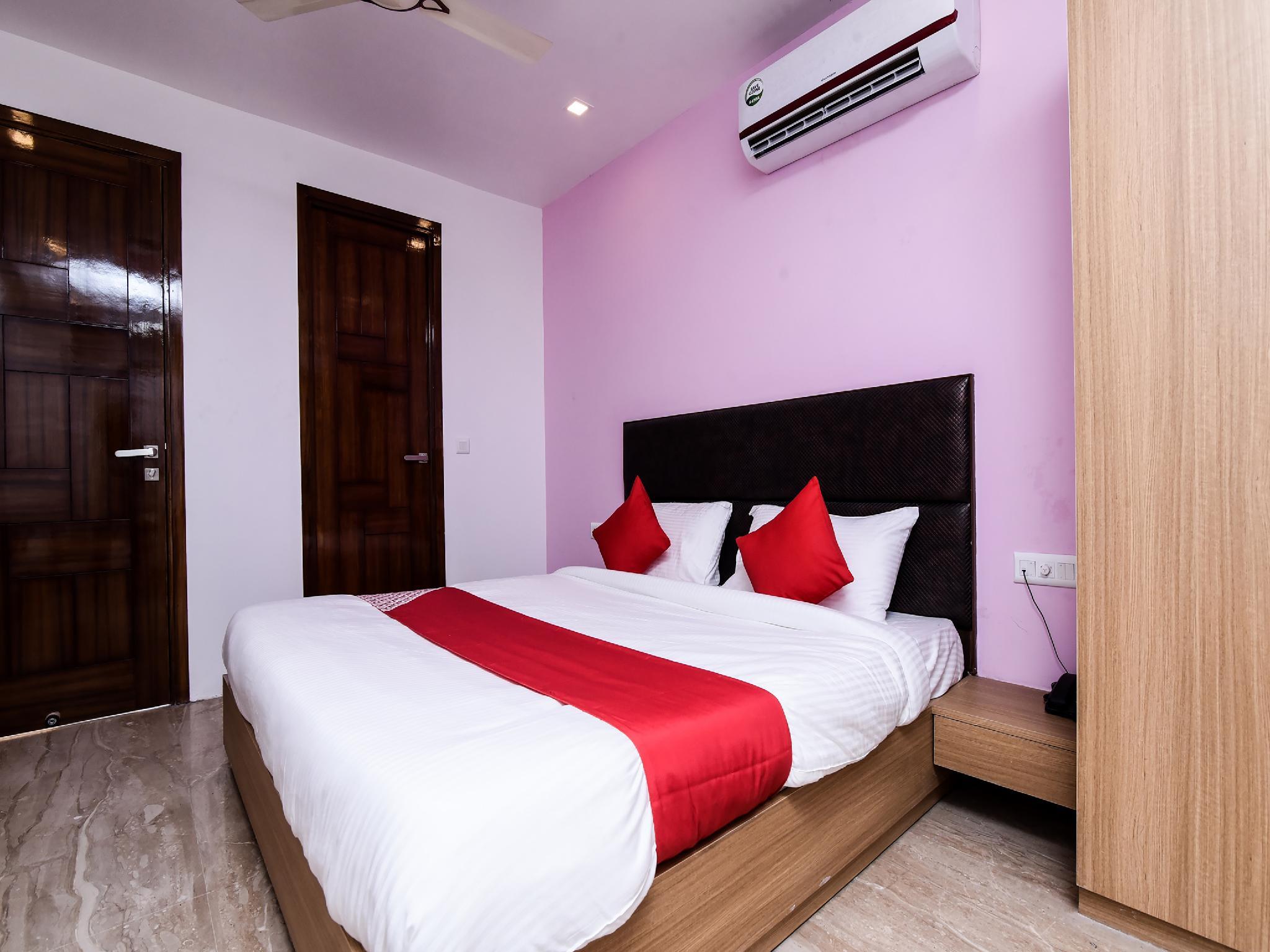 This photo about OYO Flagship 16044 Sector 18 shared on HyHotel.com
