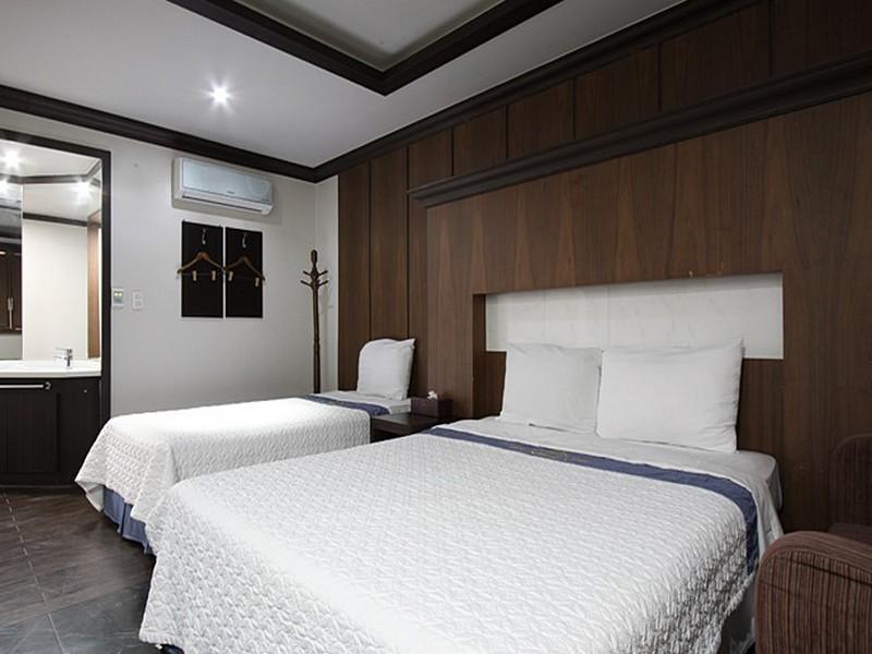 This photo about Noblesse Meridian Hotel shared on HyHotel.com