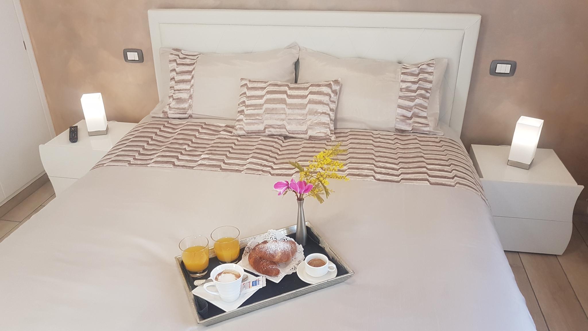 This photo about Rome Skyline Suite shared on HyHotel.com