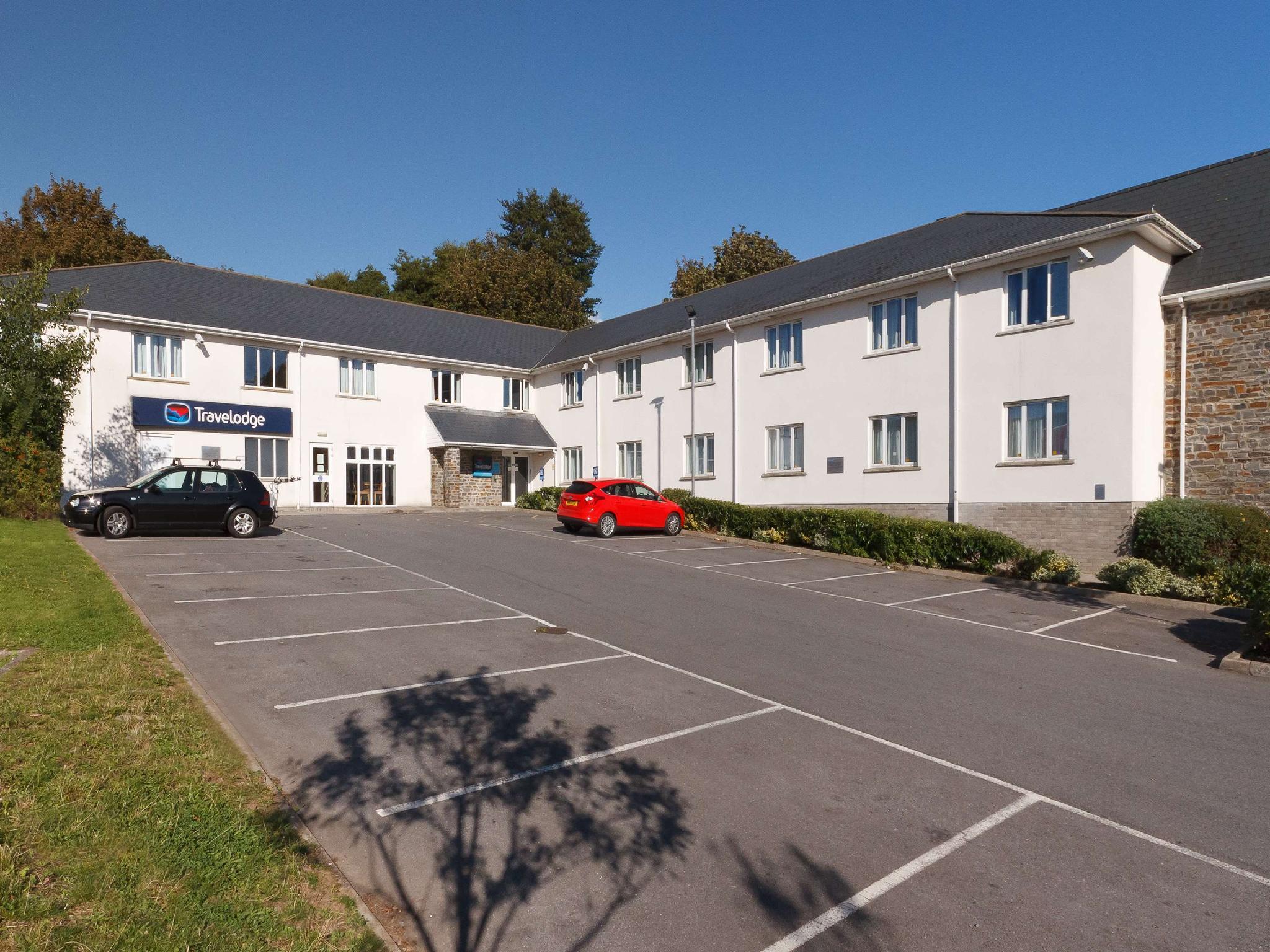 Travelodge Pembroke Dock The 3-star Travelodge Pembroke Dock offers comfort and convenience whether youre on business or holiday in Pembroke Dock. Featuring a satisfying list of amenities, guests will find their stay at the 