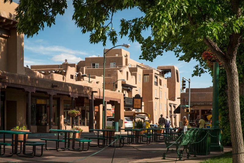 La Fonda on the Plaza Exterior