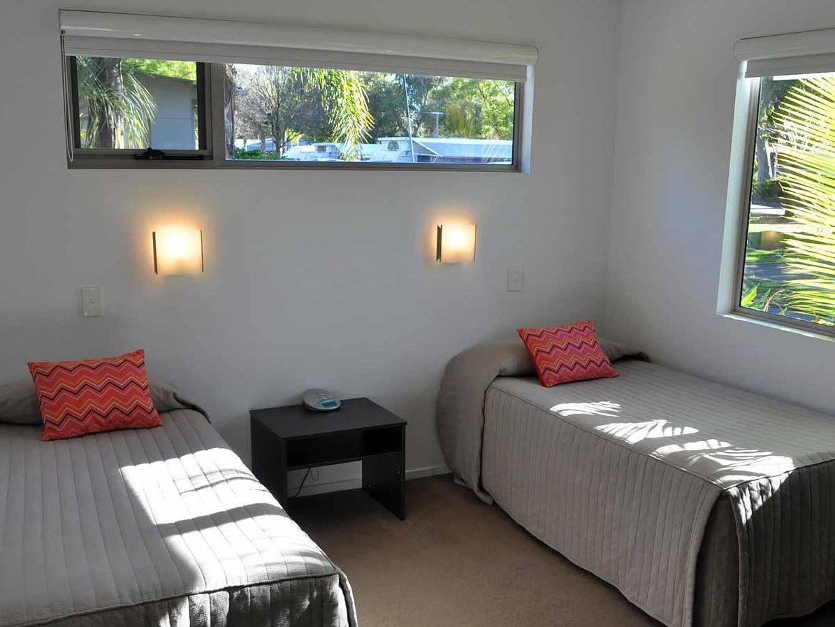 Marion Holiday Park Stop at Marion Holiday Park to discover the wonders of Adelaide. The hotel offers guests a range of services and amenities designed to provide comfort and convenience. Free Wi-Fi in all rooms, Wi-Fi i