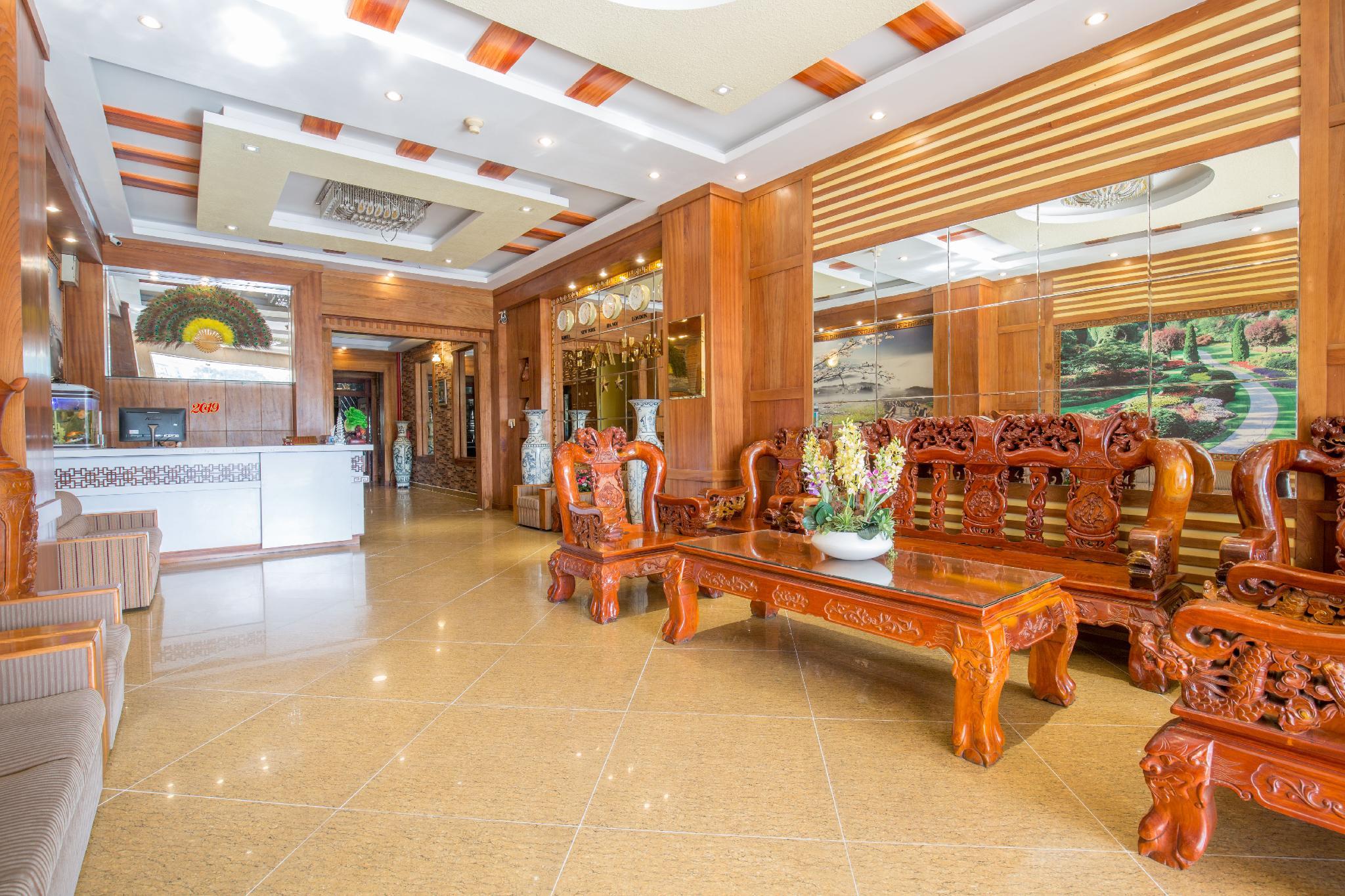 Seika Hotel Vung Tau Seika Hotel Vung Tau is conveniently located in the popular Thang Tam area. The property offers a wide range of amenities and perks to ensure you have a great time. All the necessary facilities, inclu