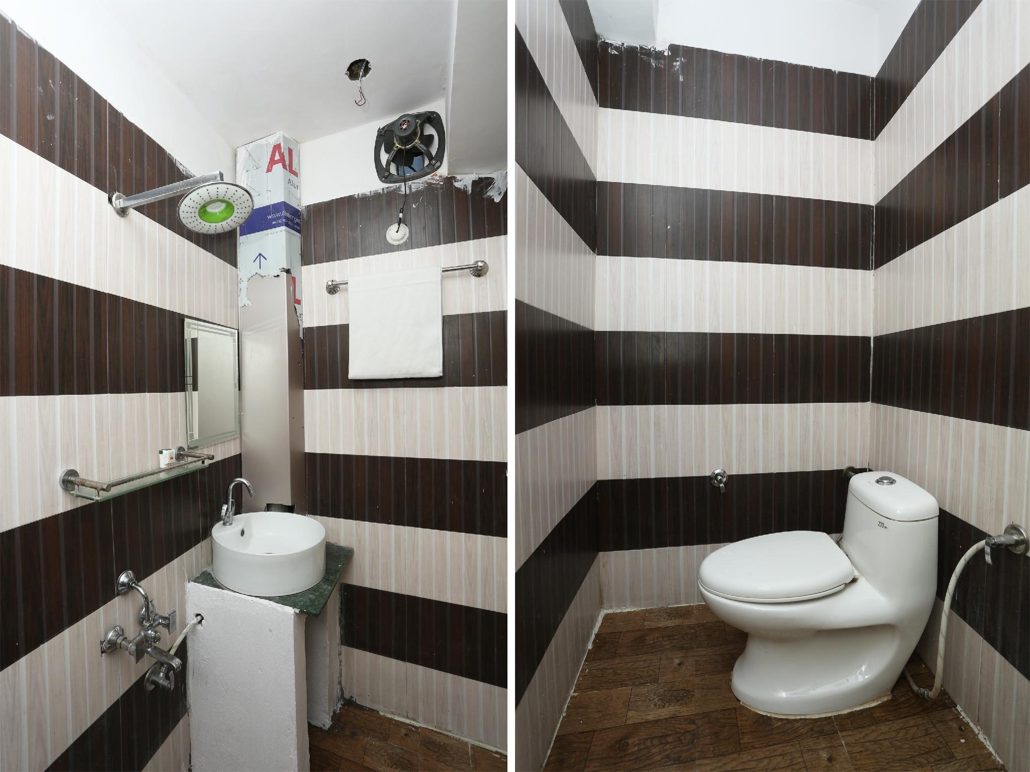 This photo about OYO 33442 Hotel Gaurav Plaza shared on HyHotel.com