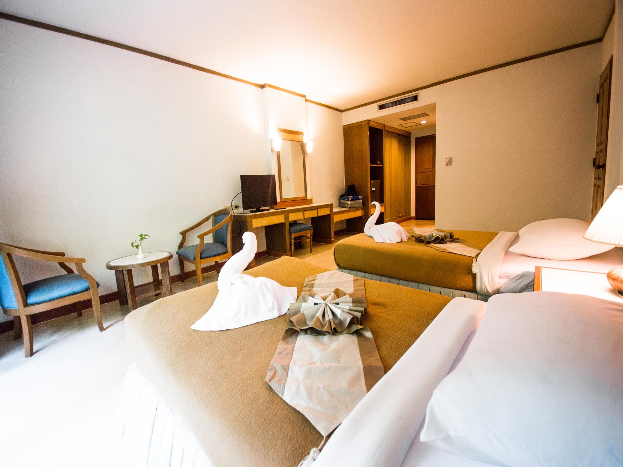 Krating Country Resort Krating Country Resort is perfectly located for both business and leisure guests in Chanthaburi. Offering a variety of facilities and services, the property provides all you need for a good nights sl