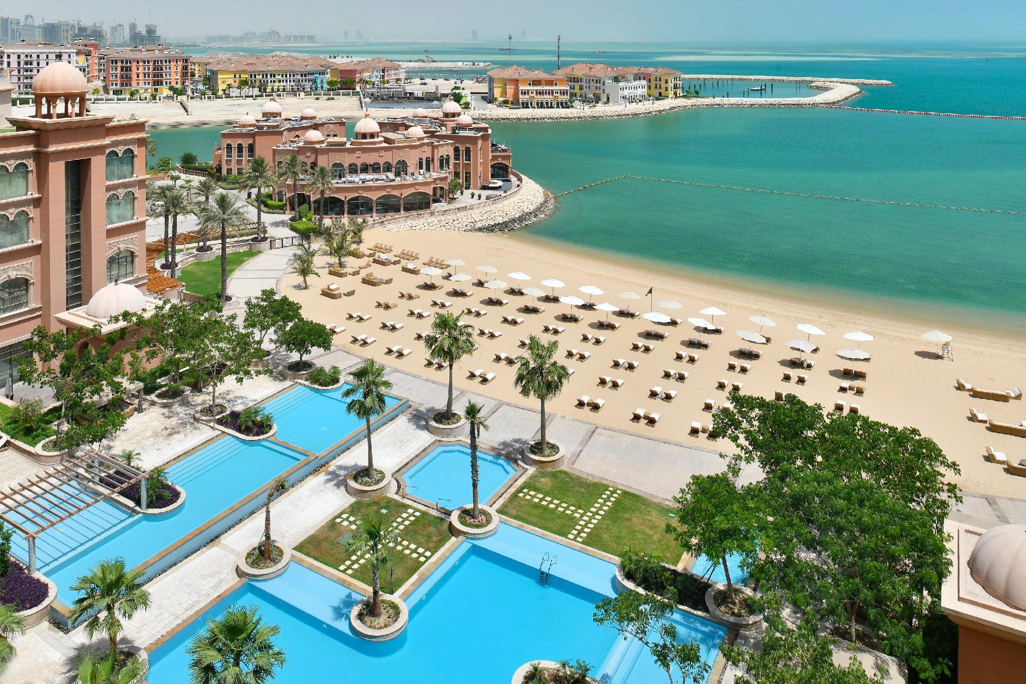 Marsa Malaz Kempinski The Pearl Doha The 5-star Marsa Malaz Kempinski The Pearl Doha offers comfort and convenience whether youre on business or holiday in Doha. Featuring a complete list of amenities, guests will find their stay at the