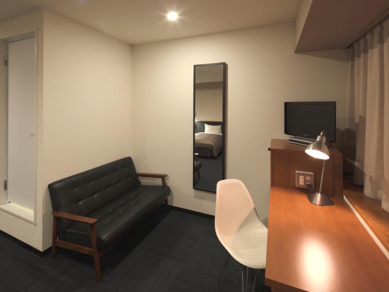 Shizuoka Victoria Hotel Shizuoka Victoria Hotel is perfectly located for both business and leisure guests in Shizuoka. Both business travelers and tourists can enjoy the hotels facilities and services. Take advantage of the