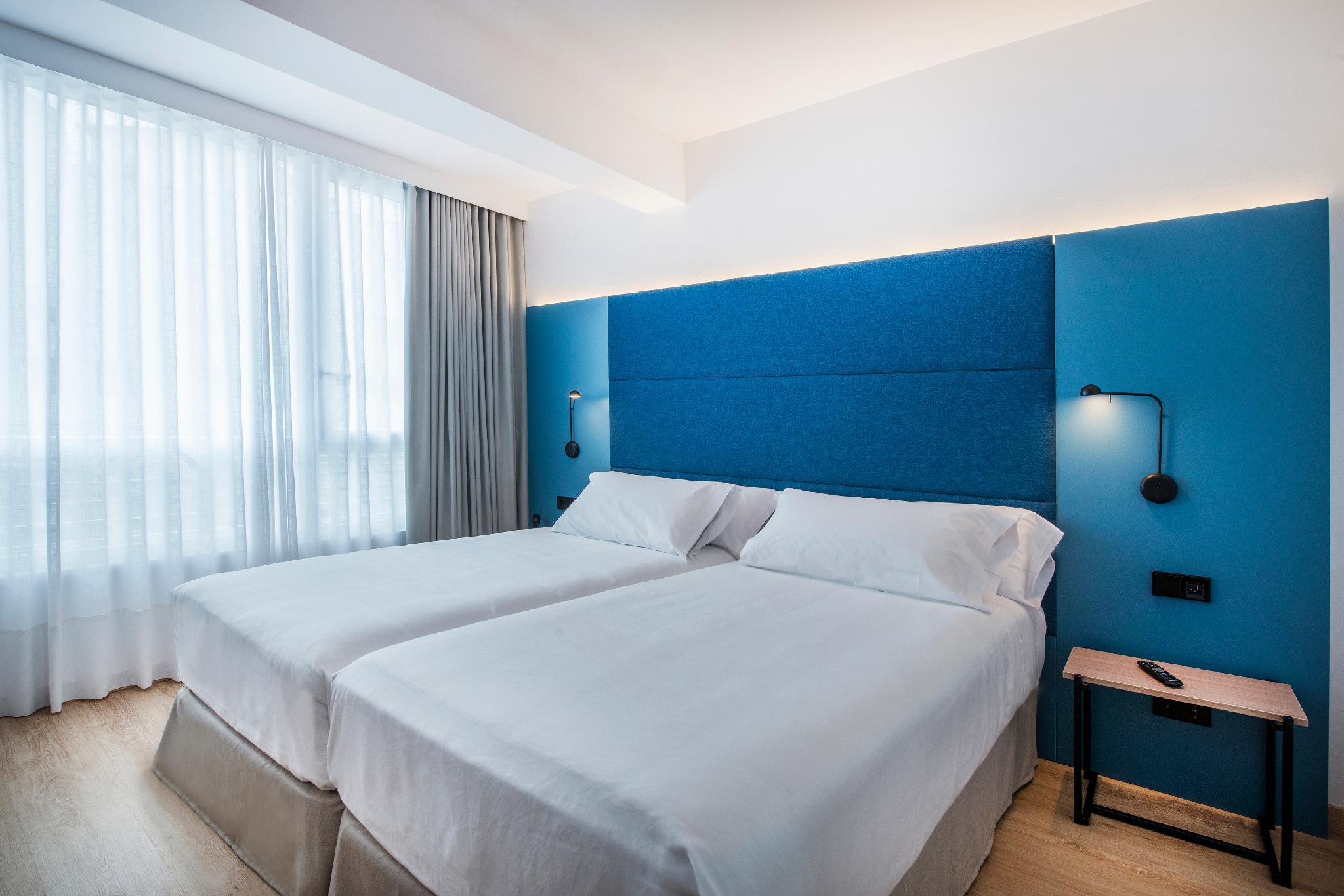 Occidental Vigo Located in Fatima, [hotelname] is a perfect starting point from which to explore Vigo. Featuring a complete list of amenities, guests will find their stay at the property a comfortable one. Facilities