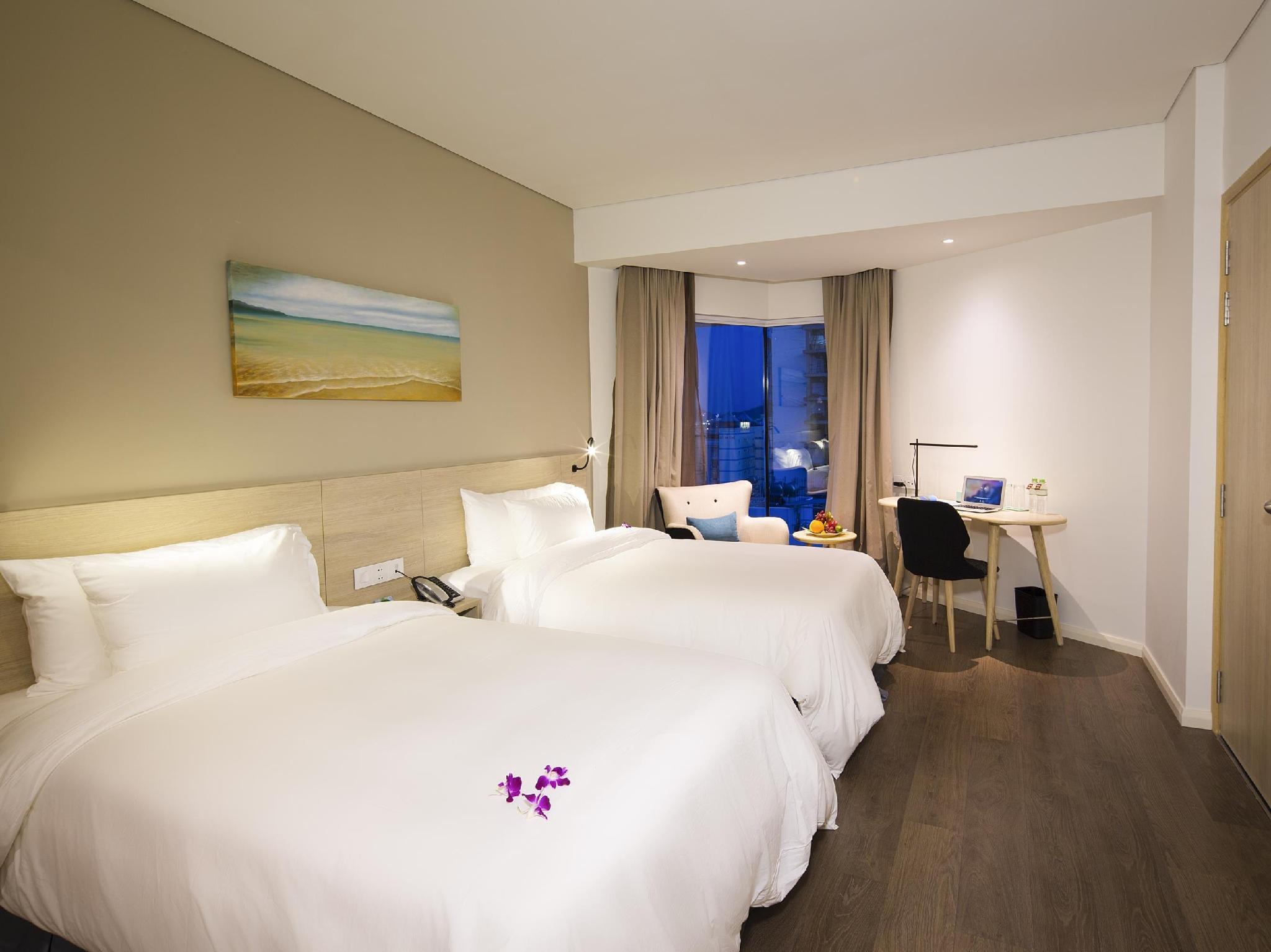 Liberty Central Nha Trang Hotel Located in Loc Tho, Liberty Central Nha Trang Hotel is a perfect starting point from which to explore Nha Trang. Offering a variety of facilities and services, the hotel provides all you need for a go