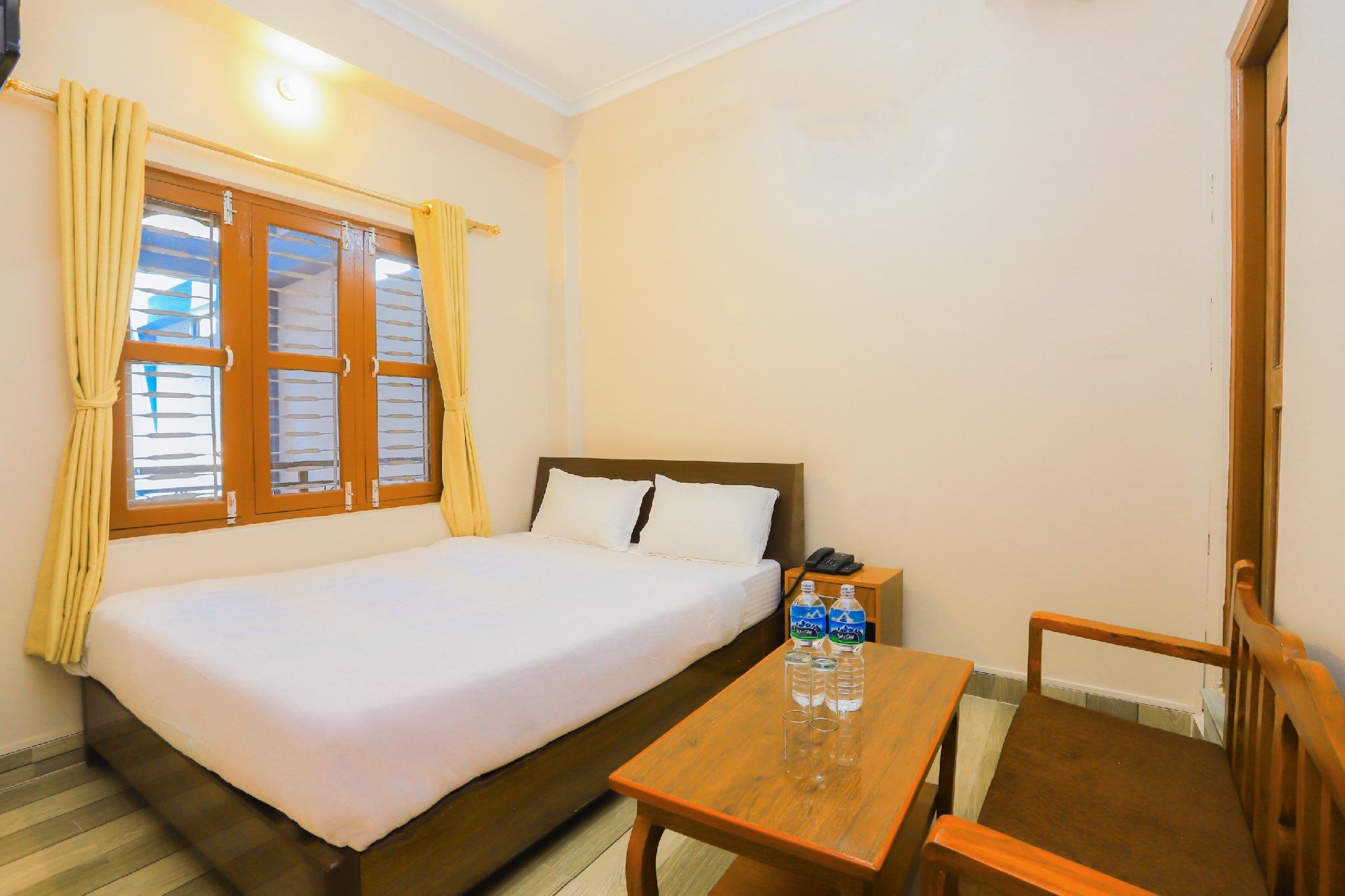 This photo about OYO 476 Kali Gandaki Hotel shared on HyHotel.com