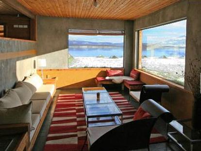 Hotel Altiplanico Puerto Natales Hotel Altiplanico Puerto Natales is perfectly located for both business and leisure guests in Puerto Natales. Both business travelers and tourists can enjoy the hotels facilities and services. All th