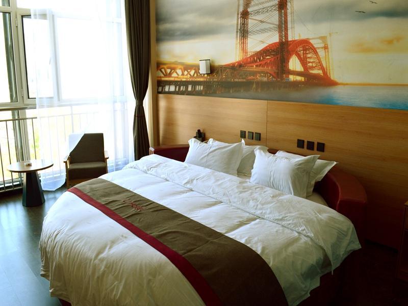 This photo about Thank Inn Plus Hotel Hebei Chengde City Chengde County Nanhuan Road shared on HyHotel.com