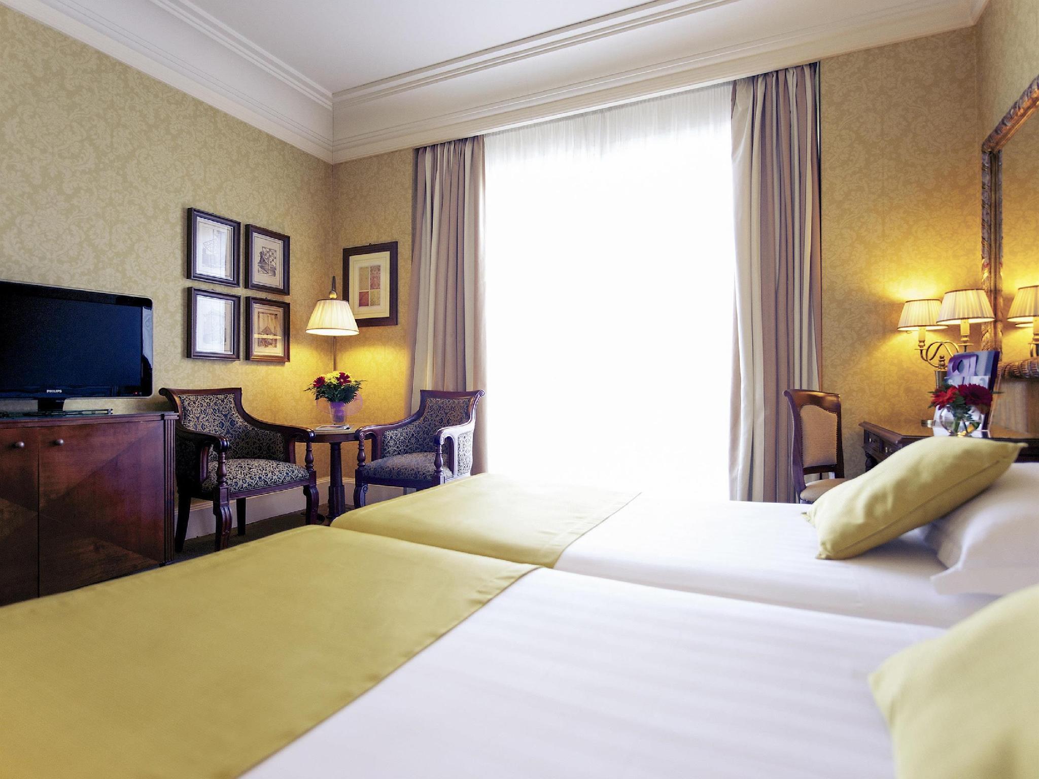 Mercure Catania Excelsior Mercure Catania Excelsior is perfectly located for both business and leisure guests in Catania. The hotel offers guests a range of services and amenities designed to provide comfort and convenience. T