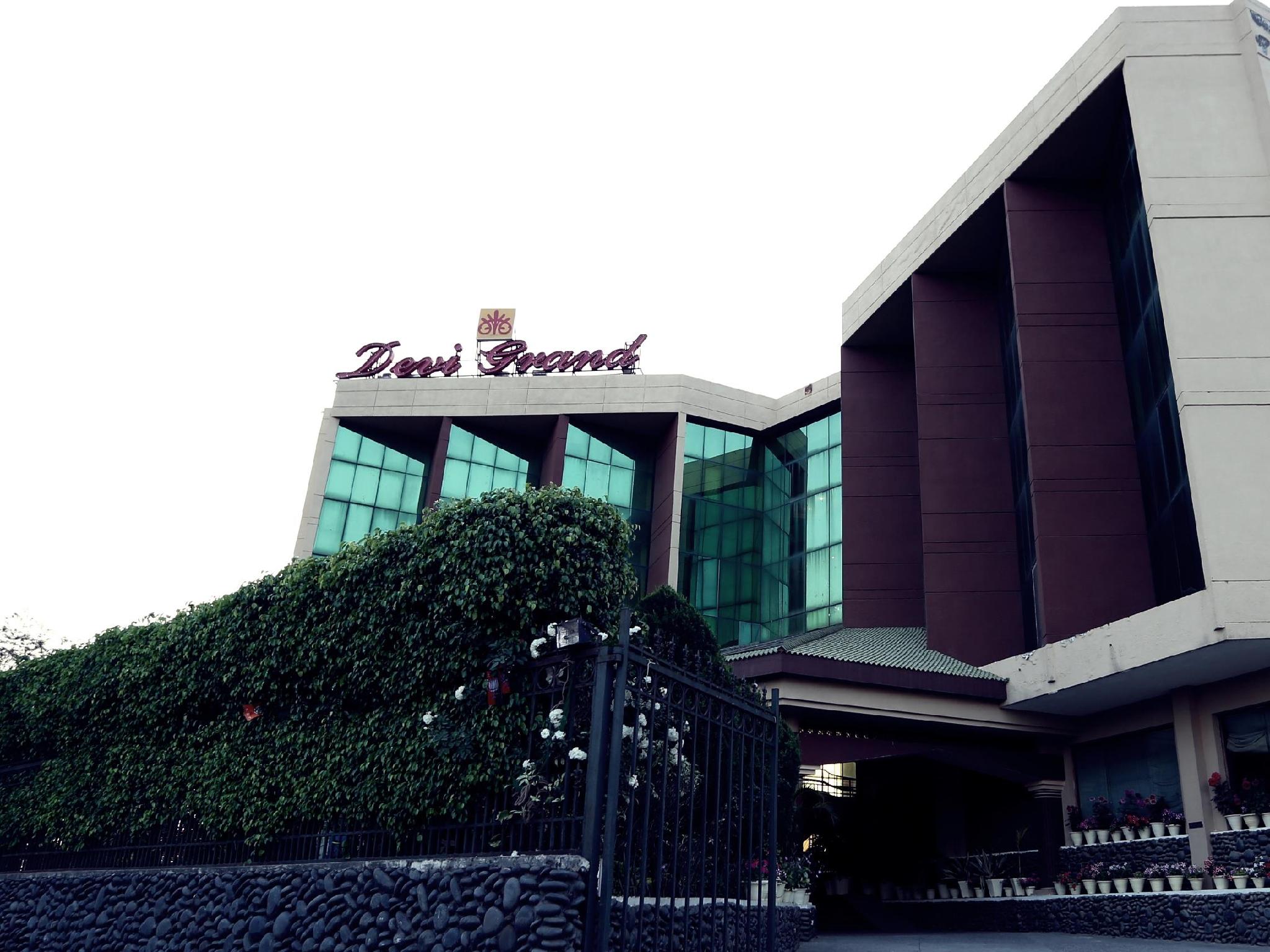 Hotel Devi Grand