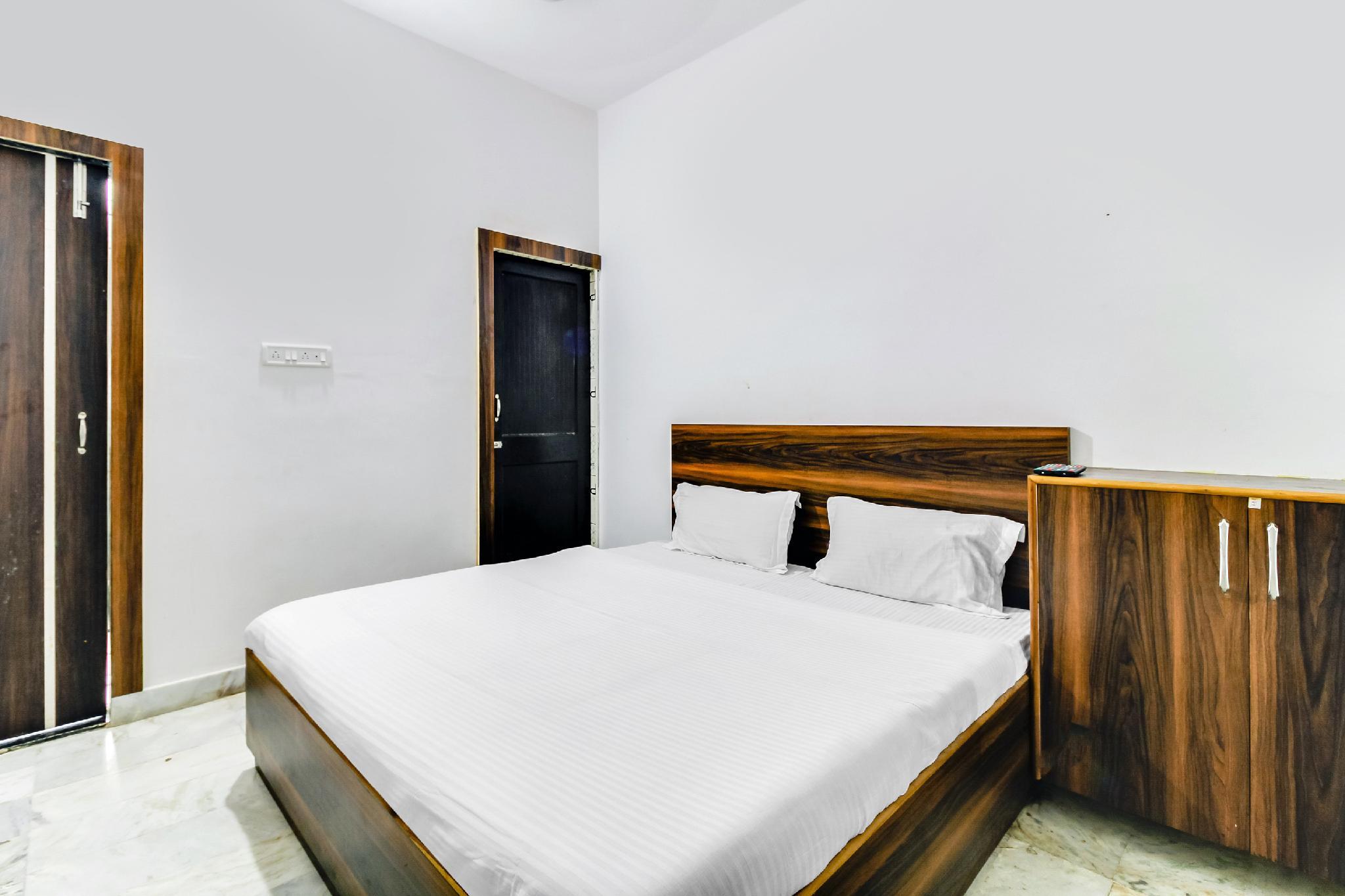 This photo about SPOT ON 49091 Hotel & Restaurant Sat Kripa shared on HyHotel.com
