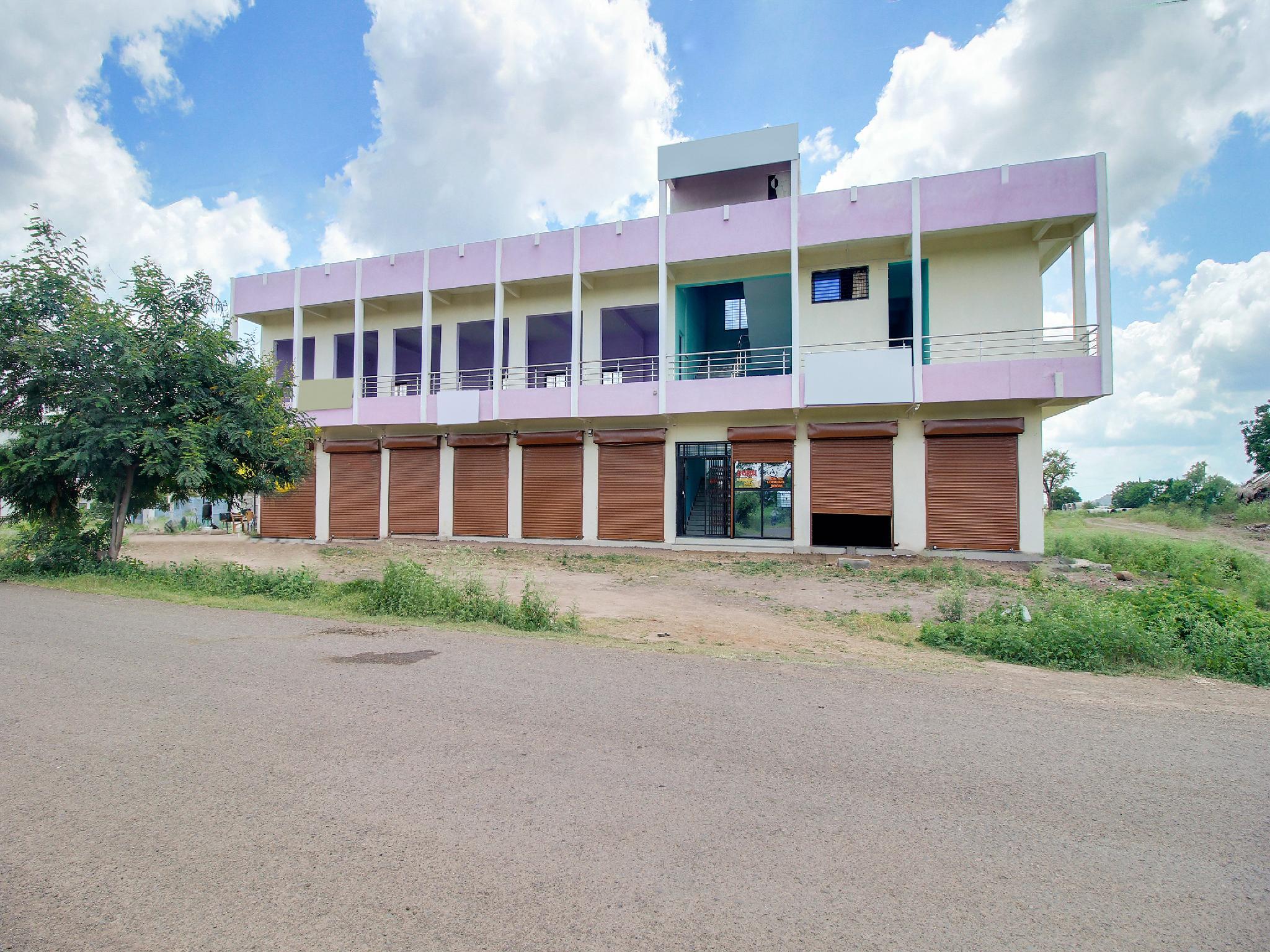 This photo about SPOT ON 49688 Hotel Diamond Lodging shared on HyHotel.com