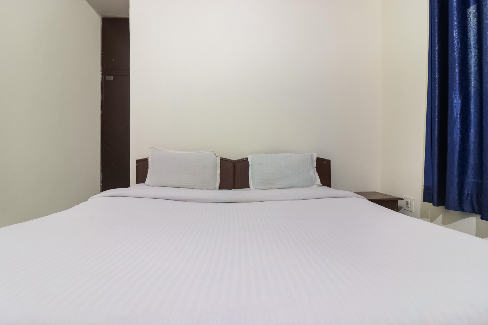 This photo about SPOT ON 49610 Chahat Hotel shared on HyHotel.com