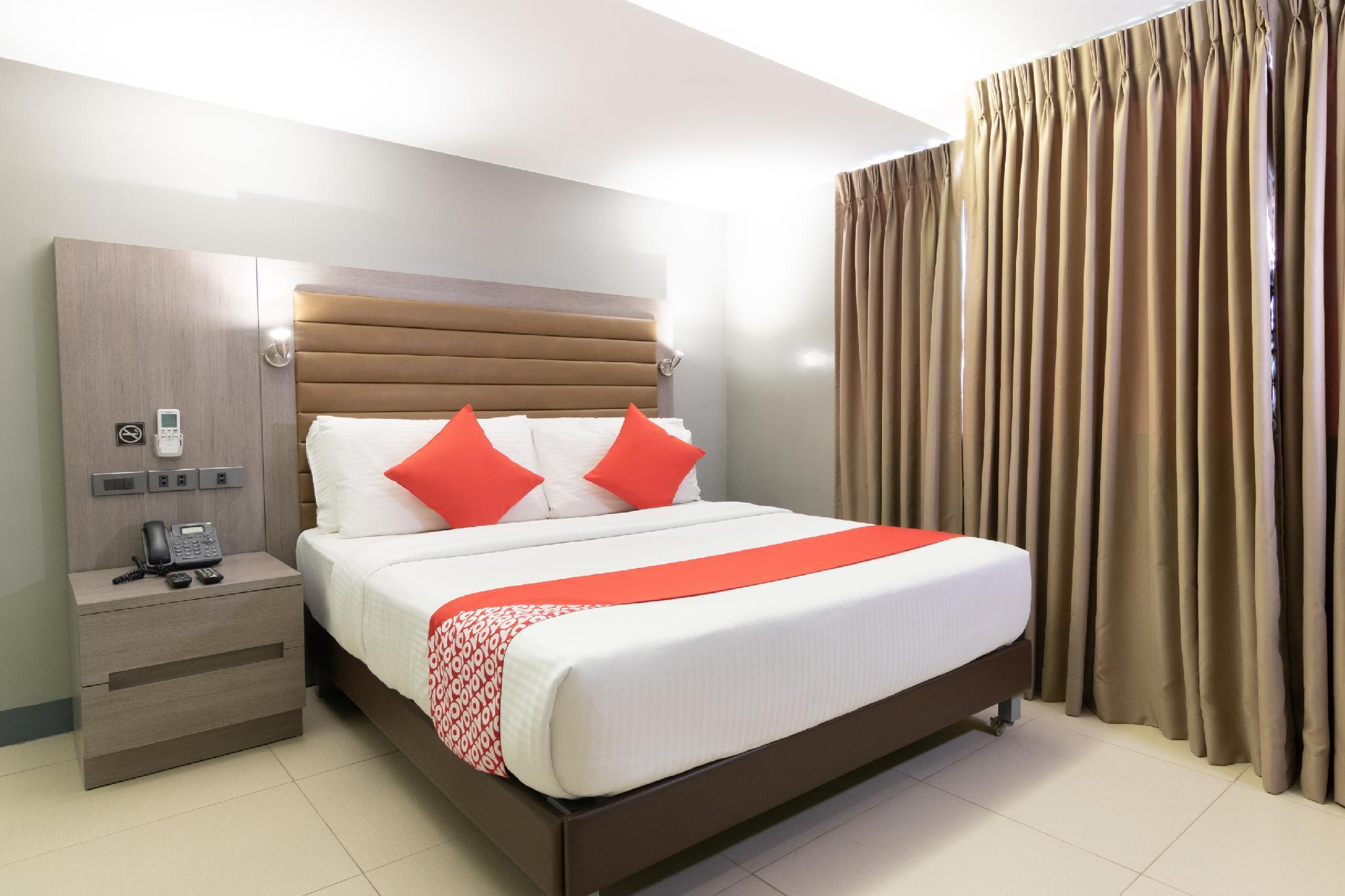 OYO 146 Solace Hotel Solace Hotel is perfectly located for both business and leisure guests in Manila. Both business travelers and tourists can enjoy the hotels facilities and services. Facilities like free Wi-Fi in all 