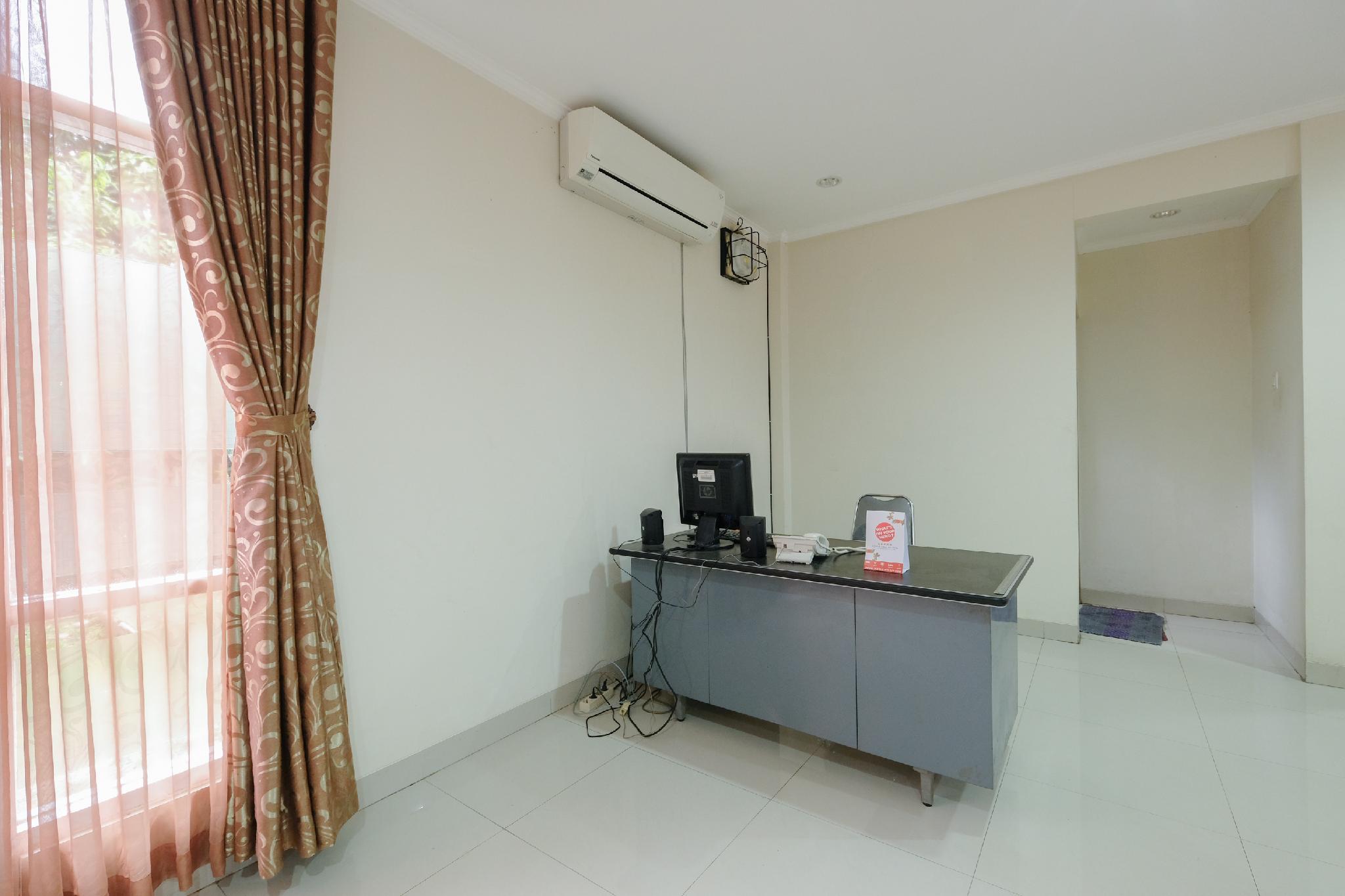 This photo about OYO 1739 Tekmira Near RS Rajawali shared on HyHotel.com