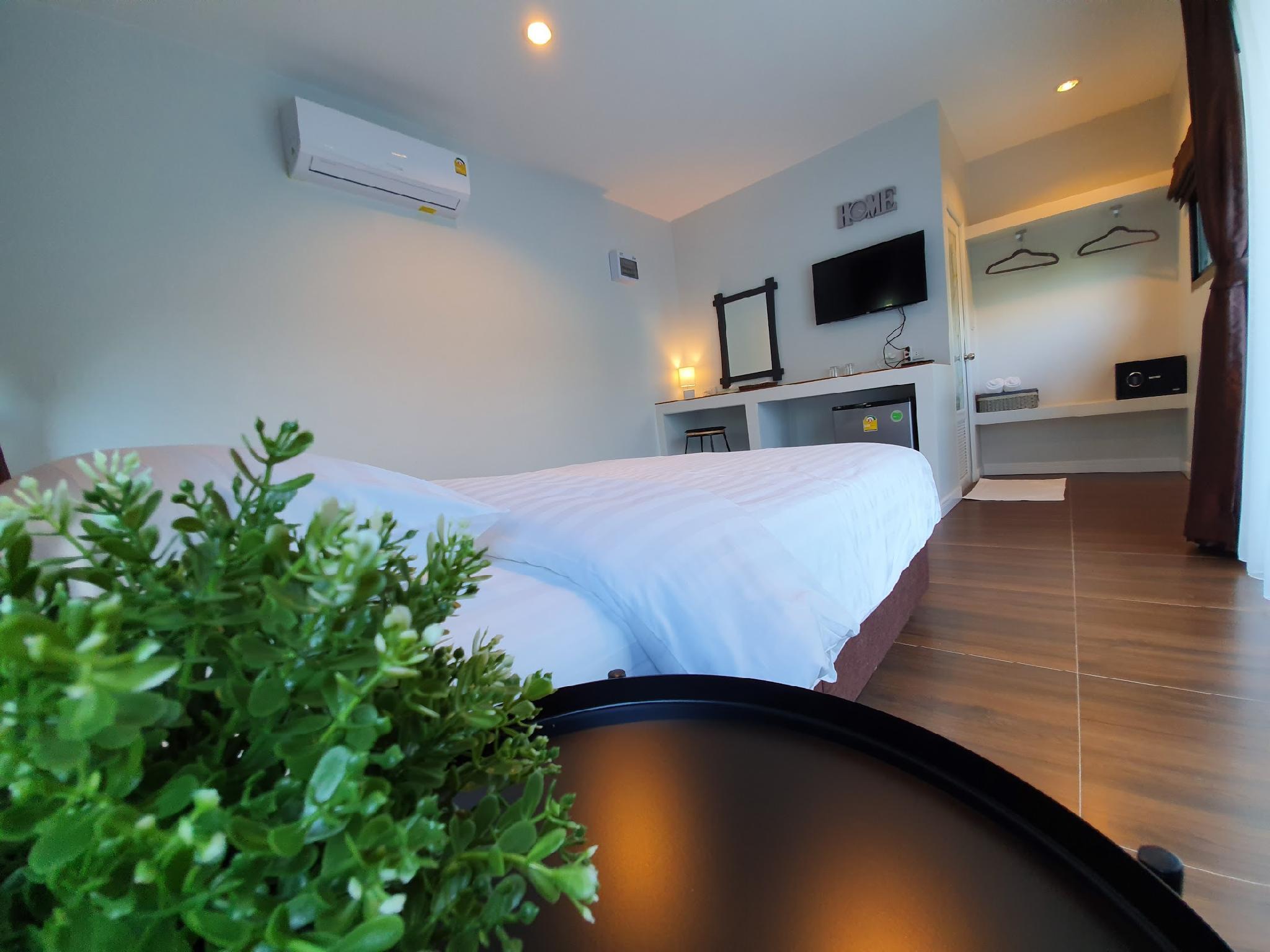 This photo about BannJamjuree Resort shared on HyHotel.com