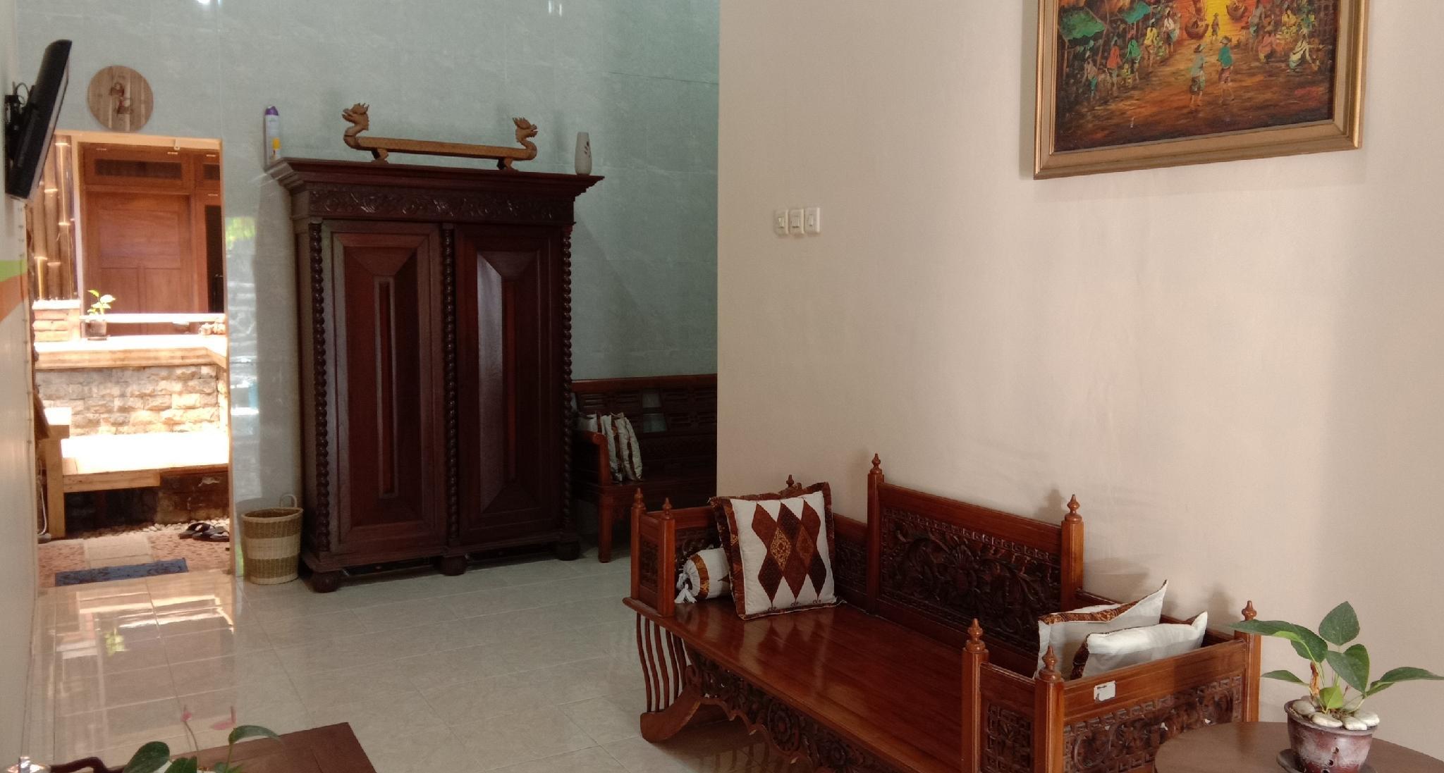 This photo about Omah Saha shared on HyHotel.com