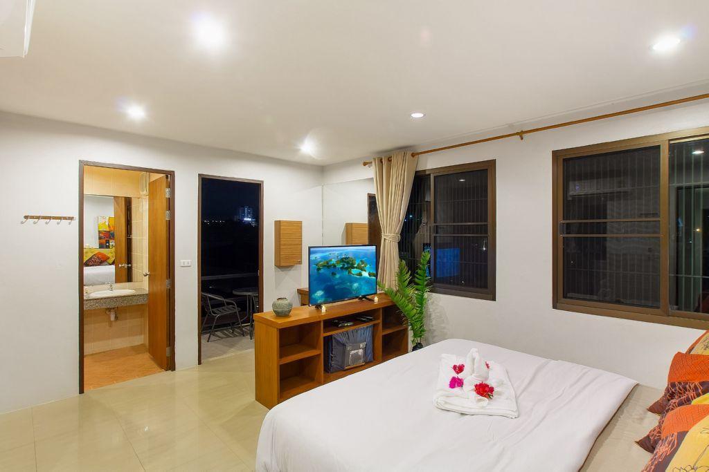 leisure inn grand chanakya